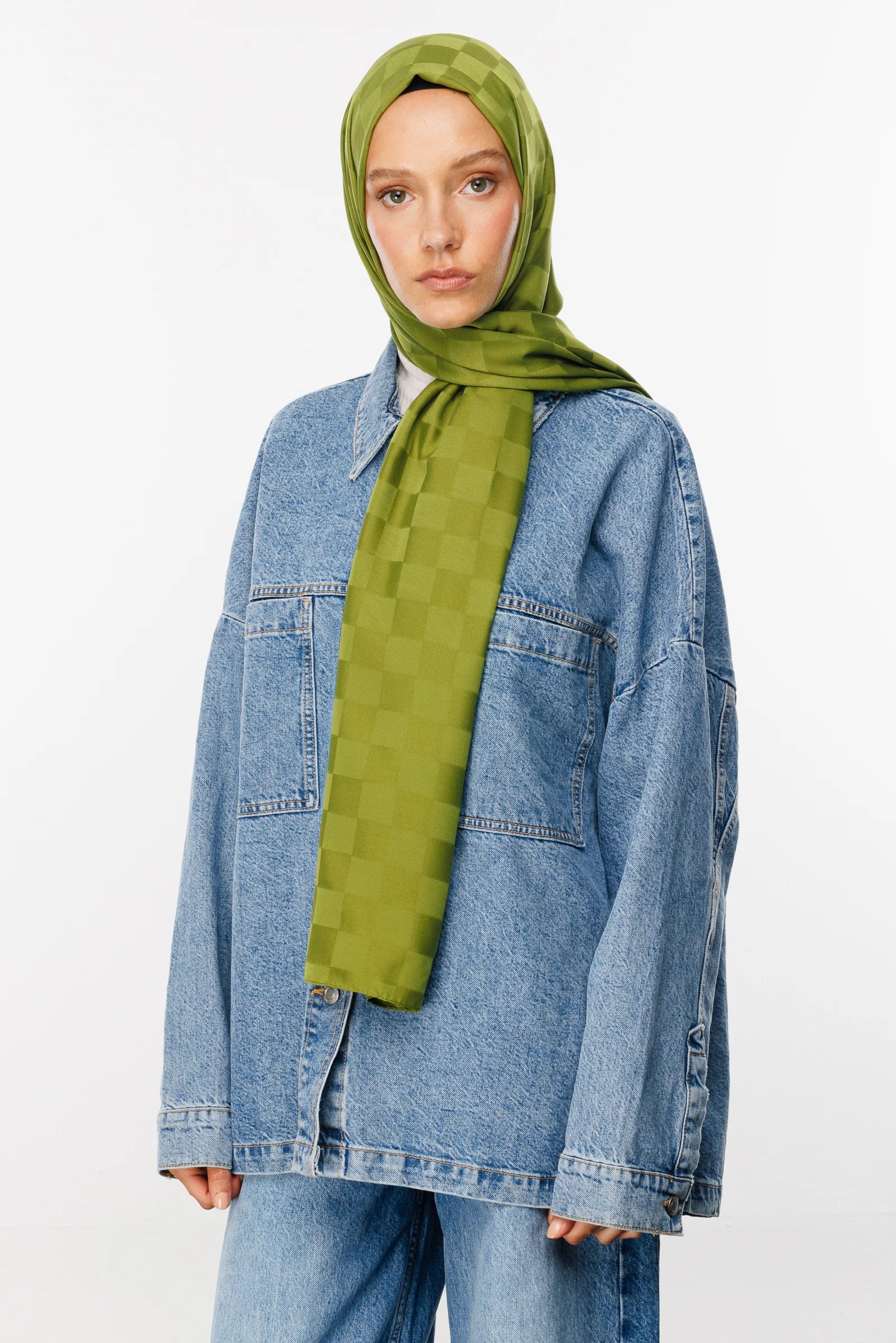 Checkerboard Pattern Silky Jacquard Shawl - Moss
