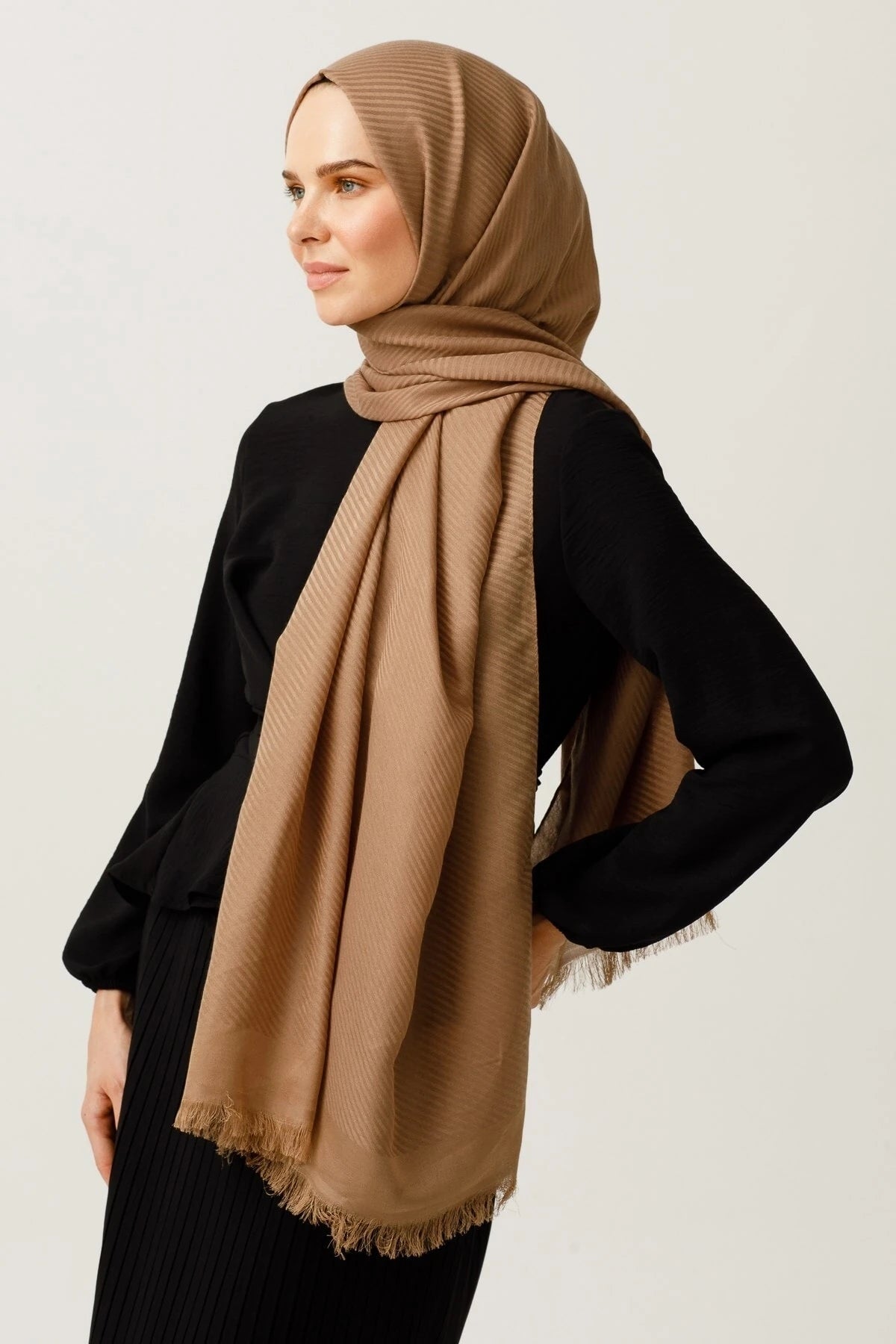 Striped Pattern Cotton Jacquard Scarf - Brown