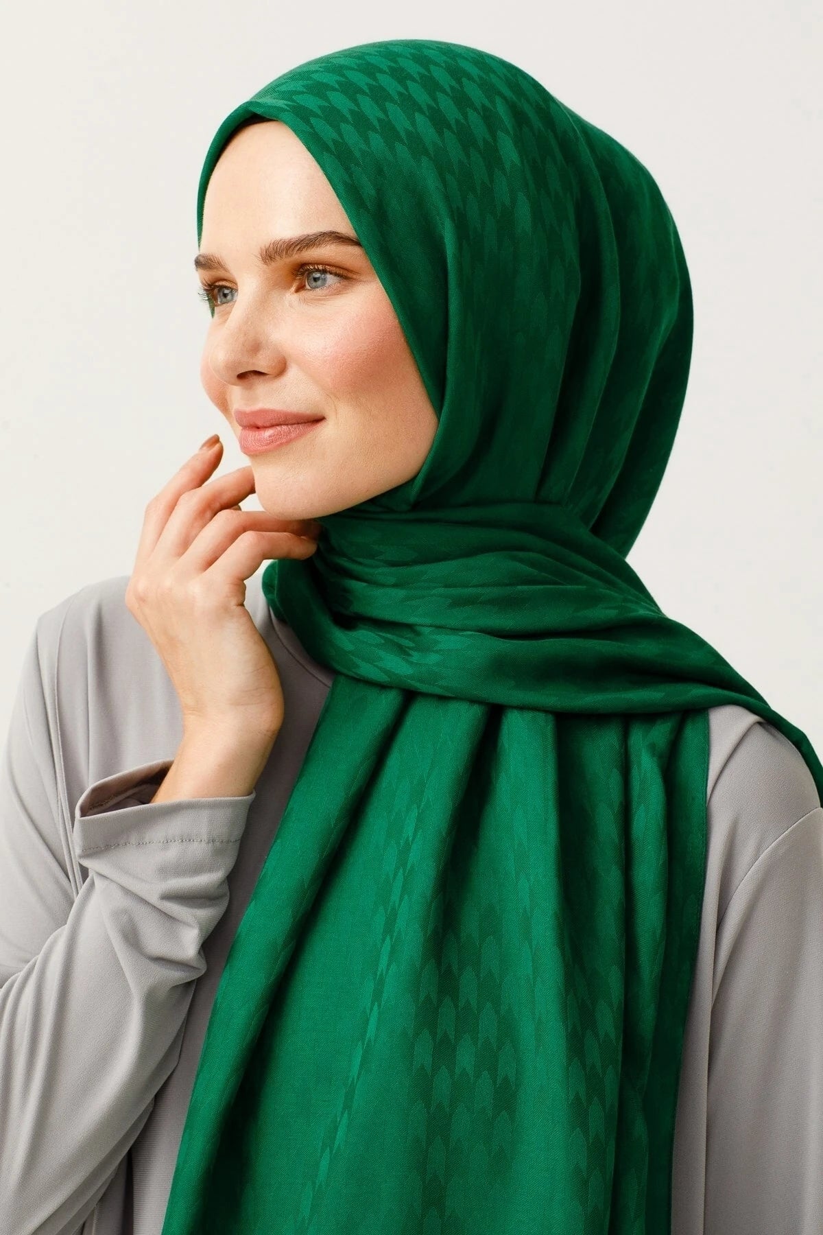 Swallow Pattern Cotton Jacquard Shawl - Dark Benetton Green
