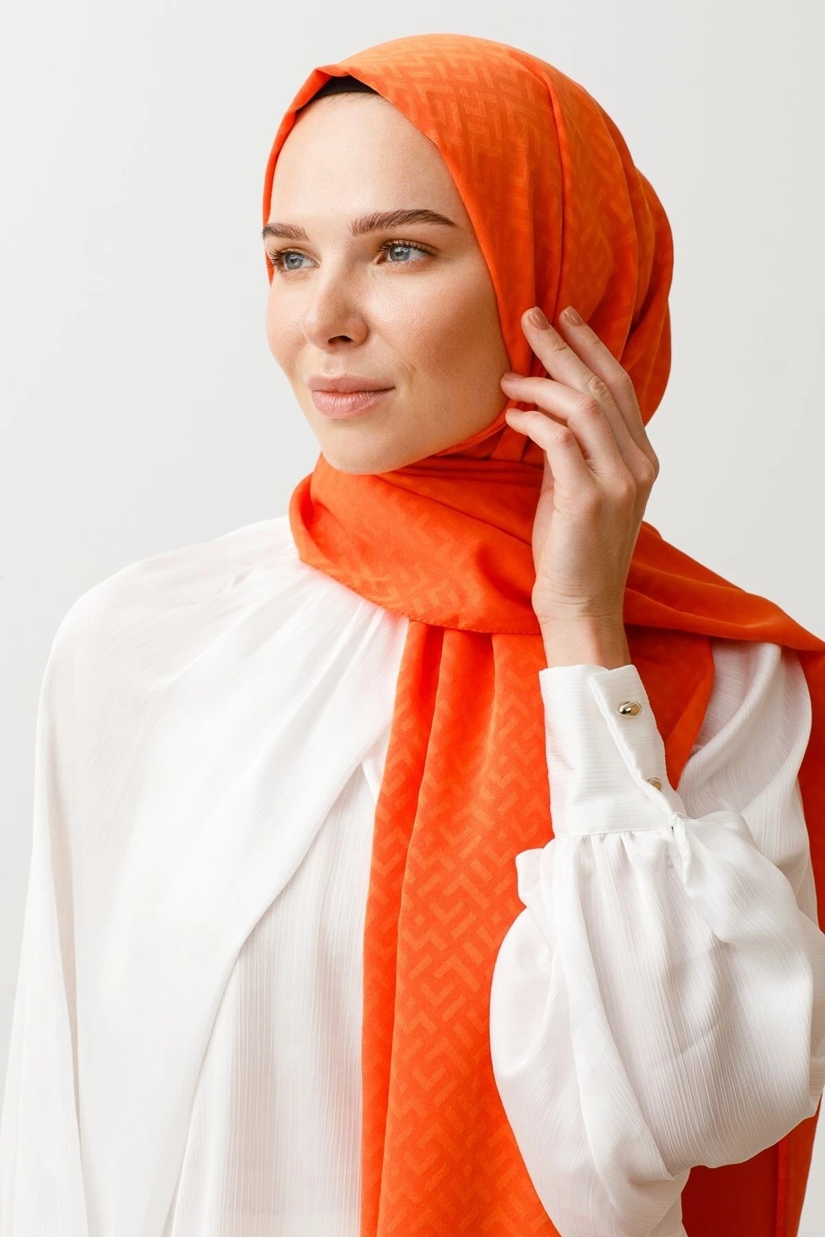 Z Pattern Silky Jacquard Scarf - Orange