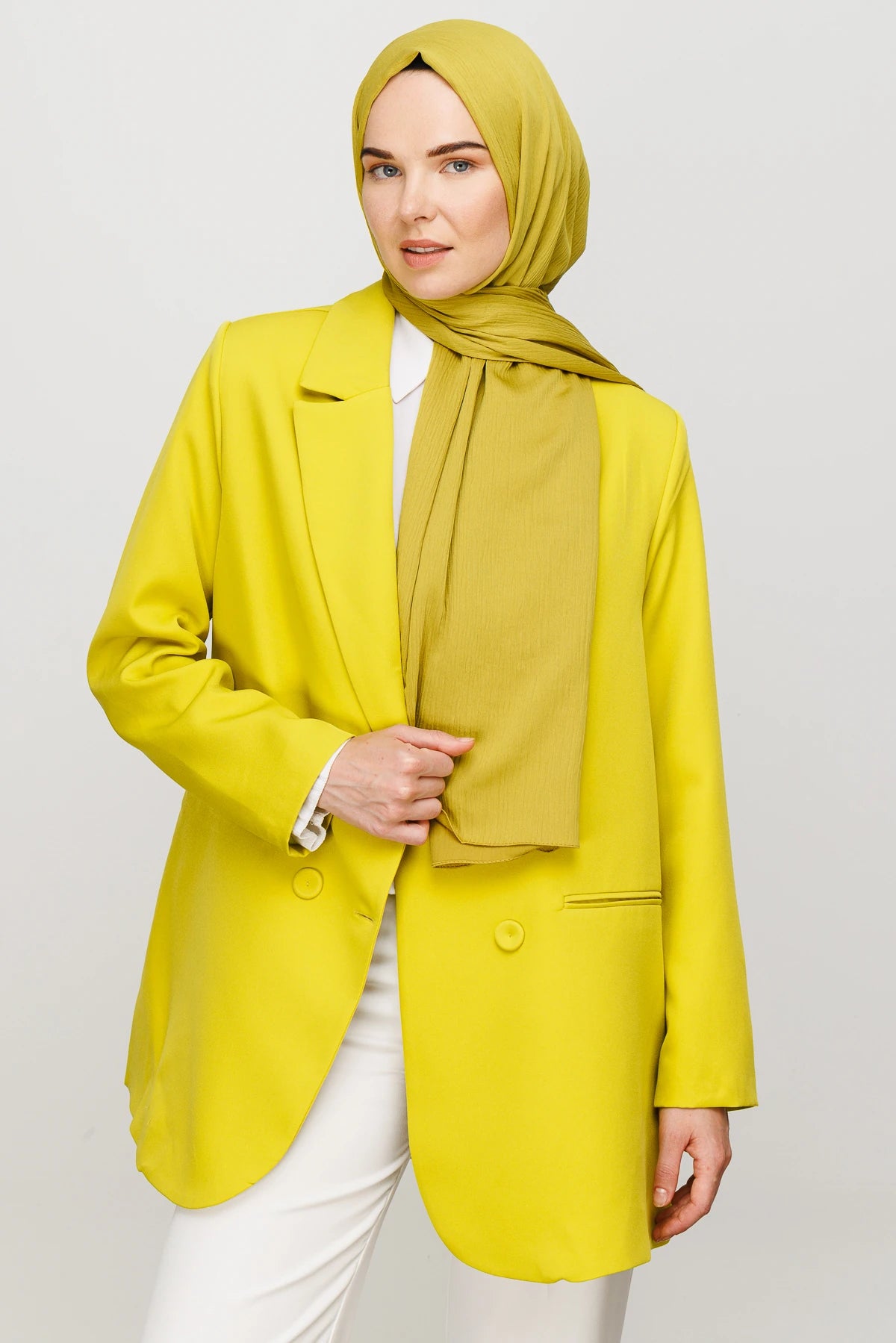 Crinkle Medina Silk Shawl - Olive Green