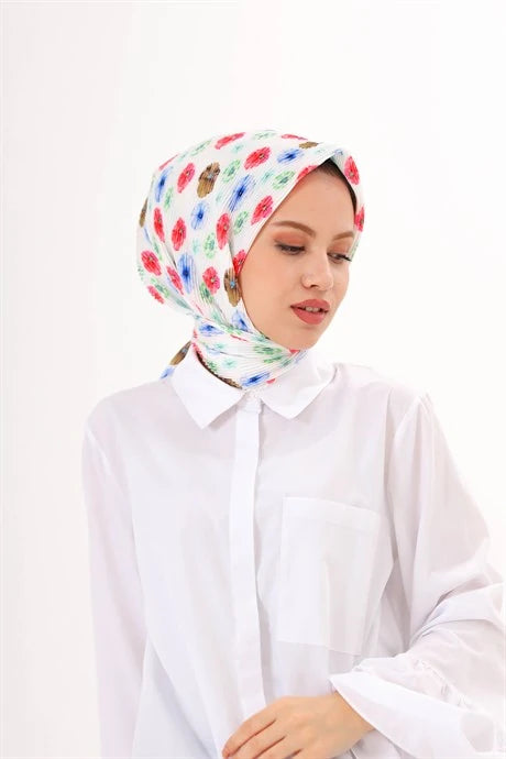 Efsun Pattern Pleated Scarf - Red