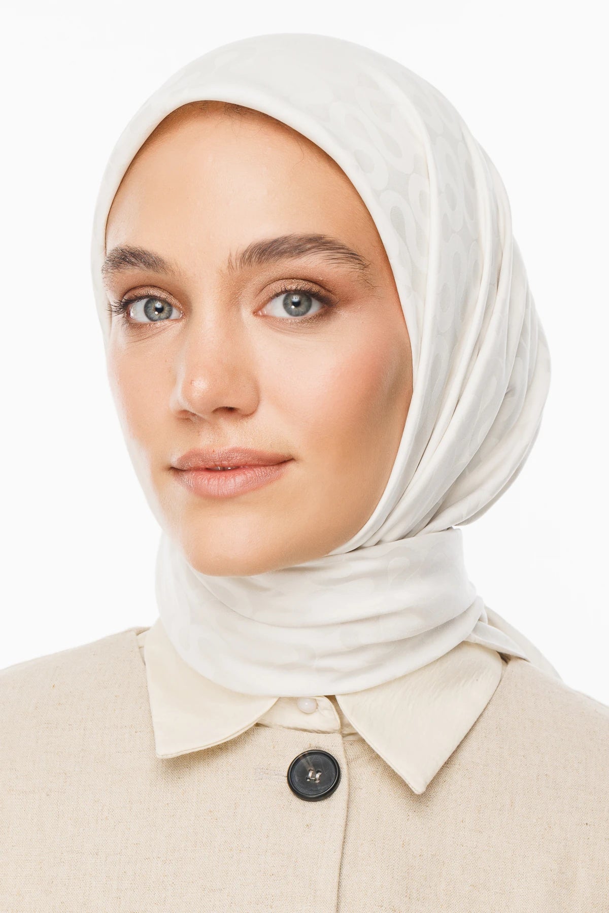 Moon Pattern Silky Jacquard Scarf - Pearl