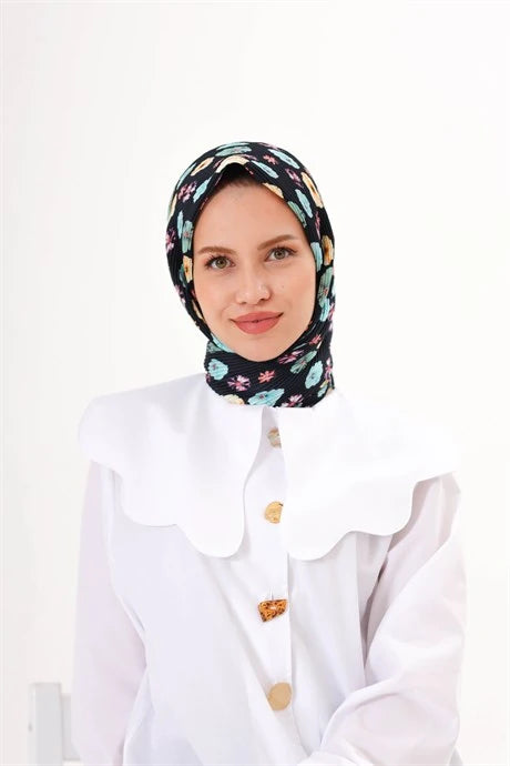 Efsun Pattern Pleated Scarf - Black