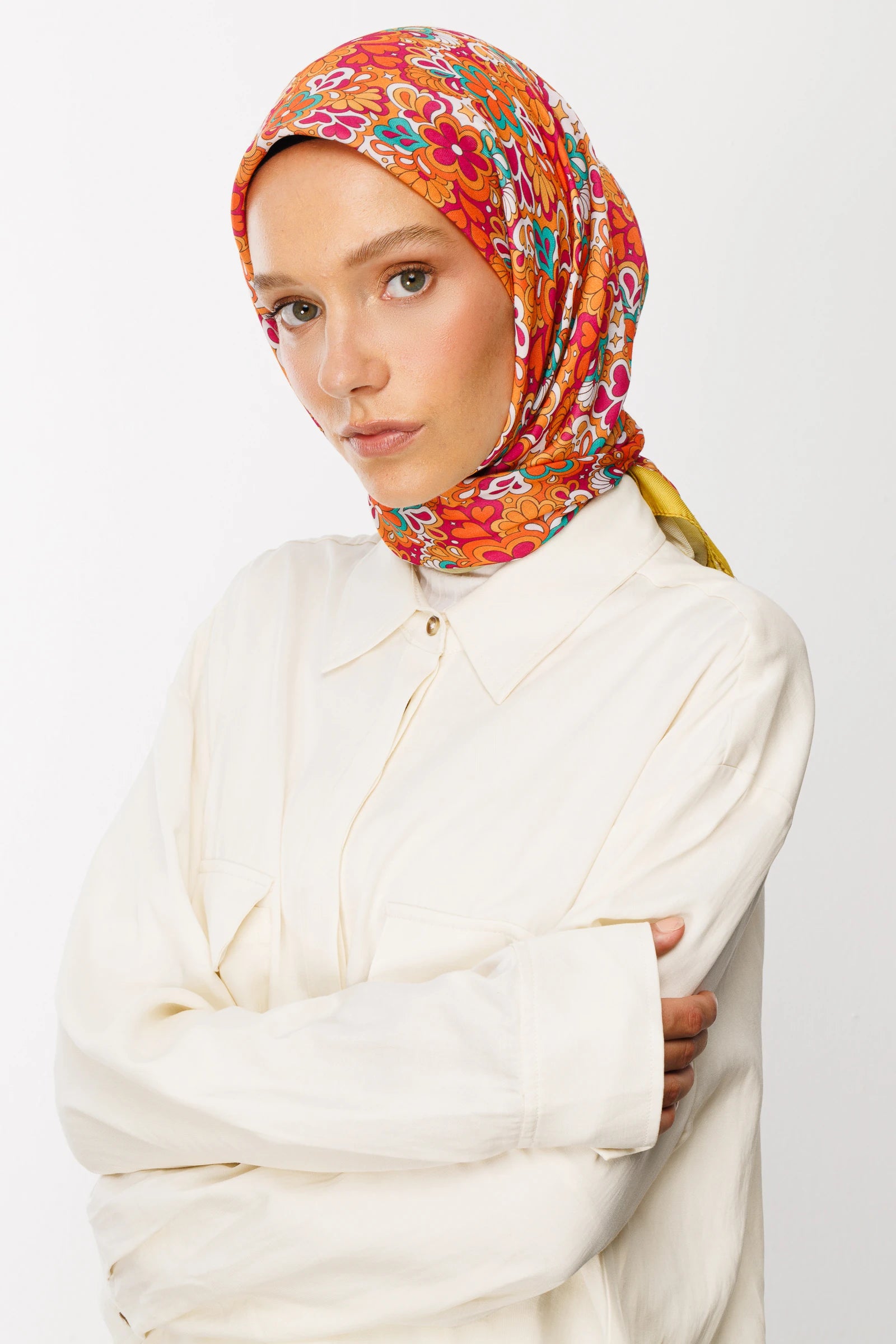Daisy Pattern Digital Soft Scarf - Saffron