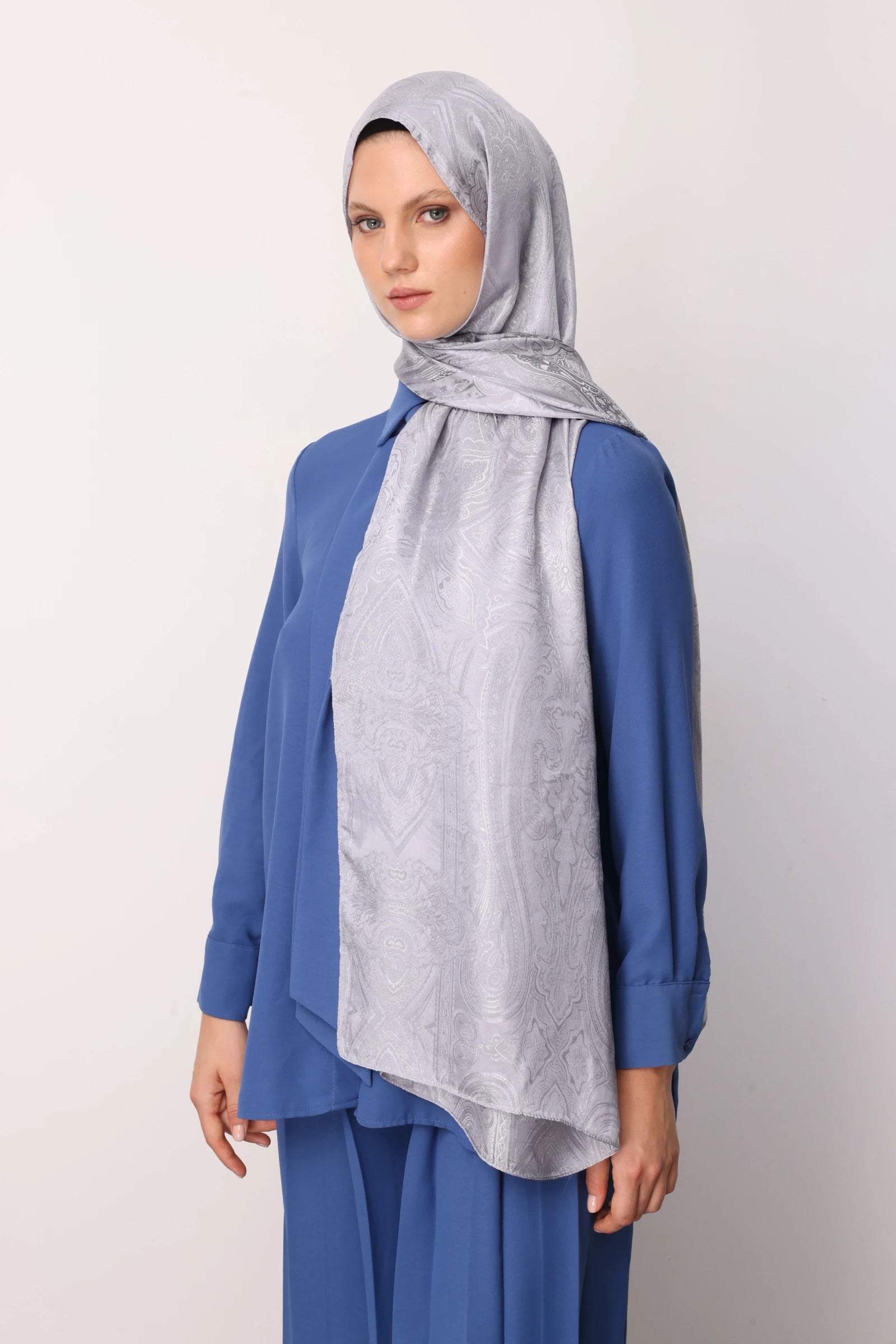Liva Pattern Shine Line Scarf - Gray-Gray