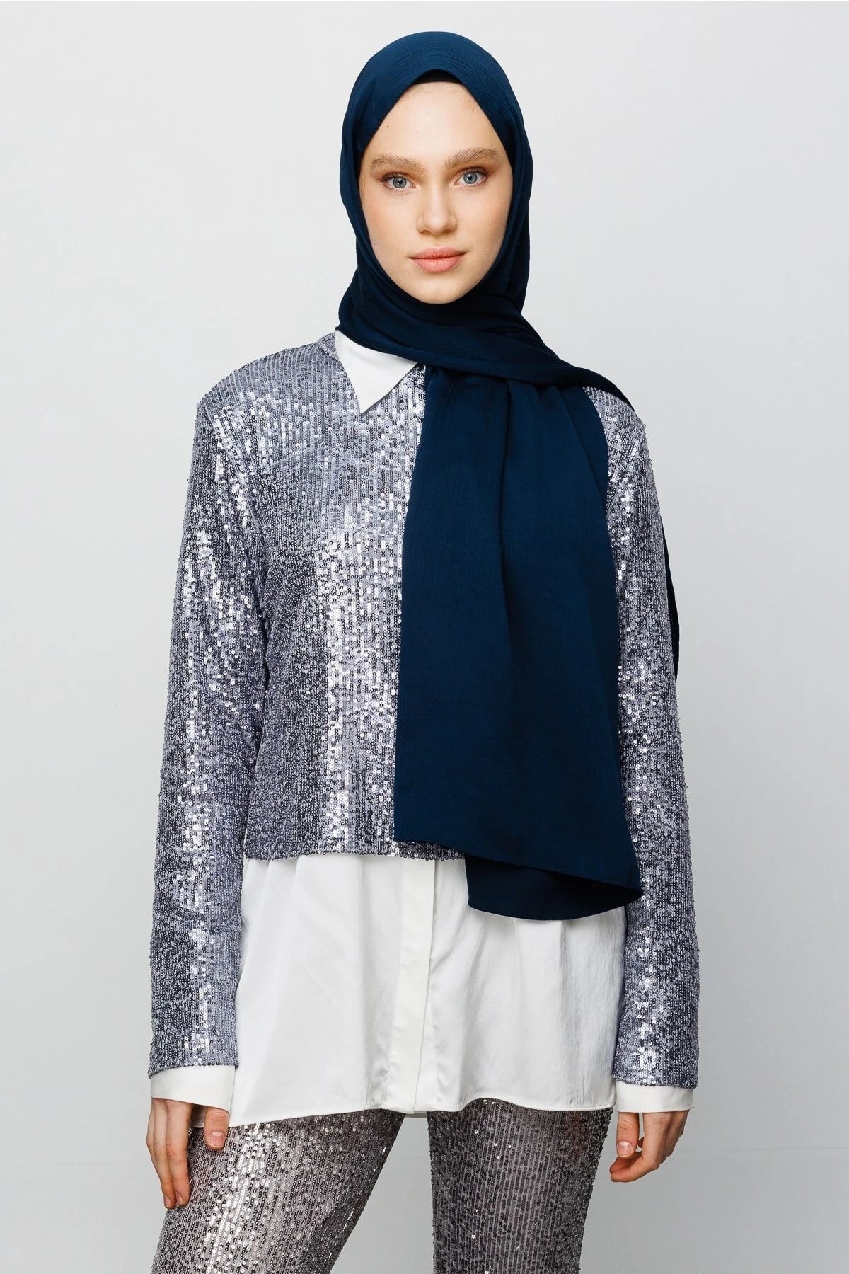 Crinkle Medina Silk Shawl - Navy blue