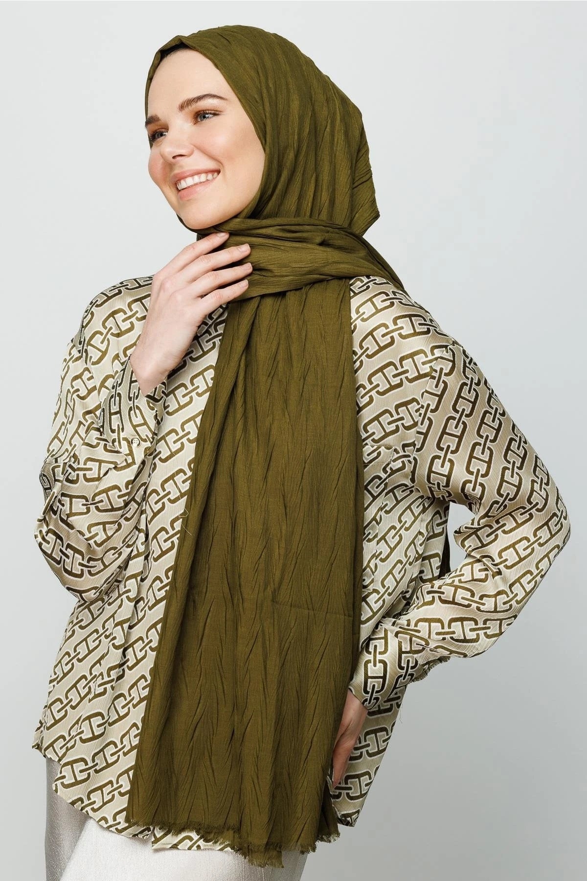 Pleated Bamboo Shawl - Oil Green