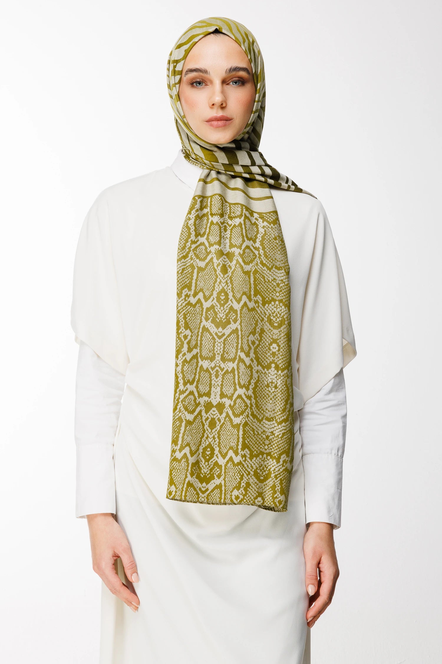 Riad Pattern Double-Sided Shawl - Olive Green-Ecru