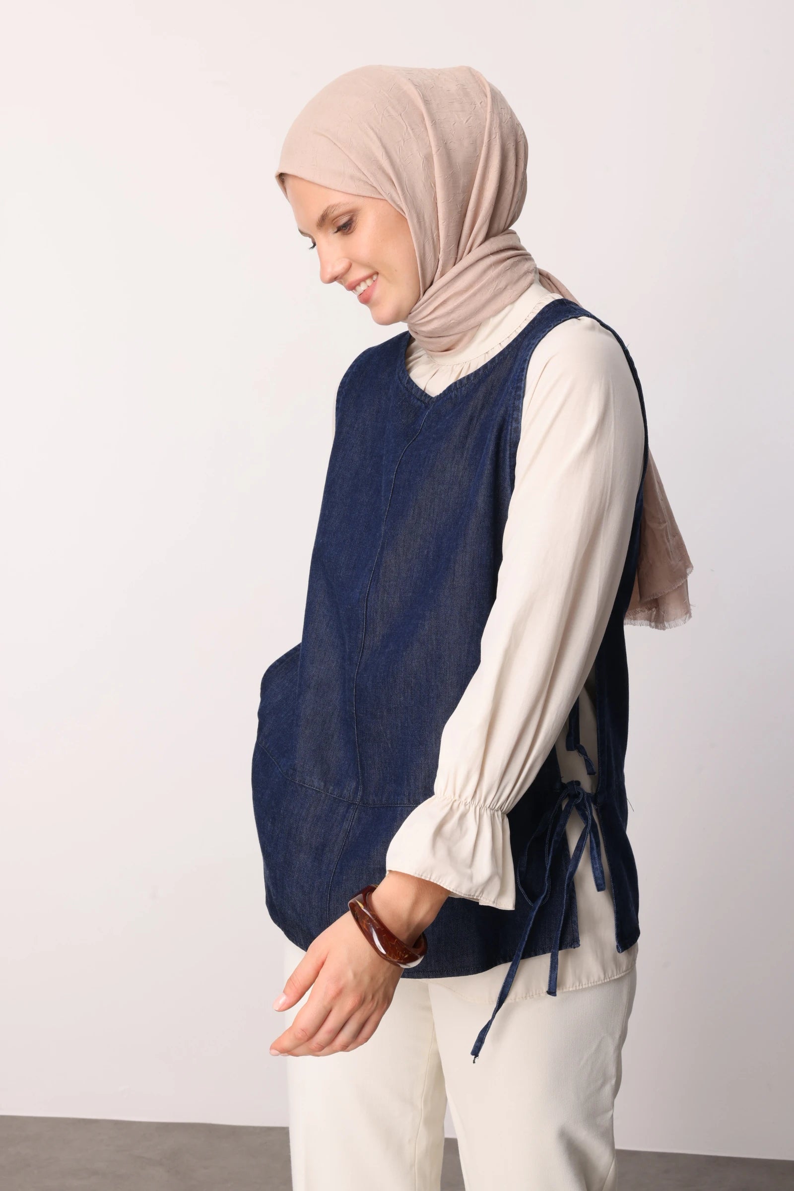 Bamboo Shawl - Sandstone