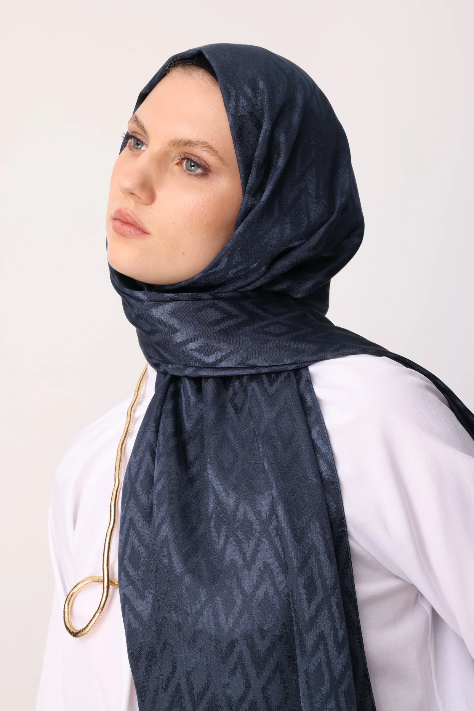 Tile Pattern Shiny Jacquard Shawl - Night Blue