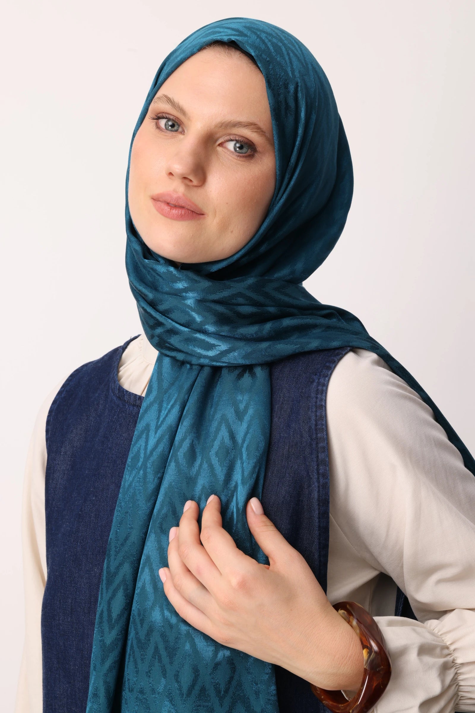 Tile Pattern Shiny Jacquard Shawl - Petroleum Blue