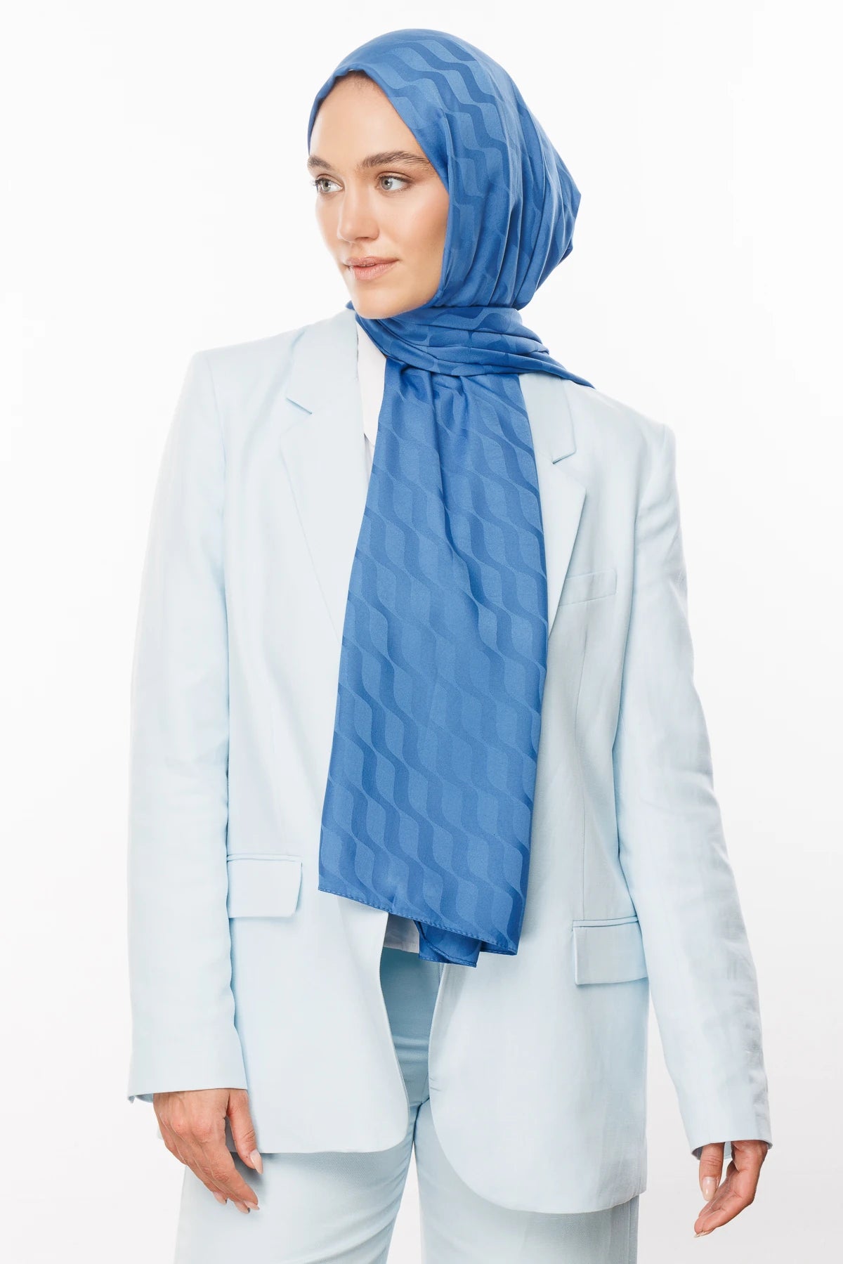 Wave Pattern Silky Jacquard Scarf - Indigo