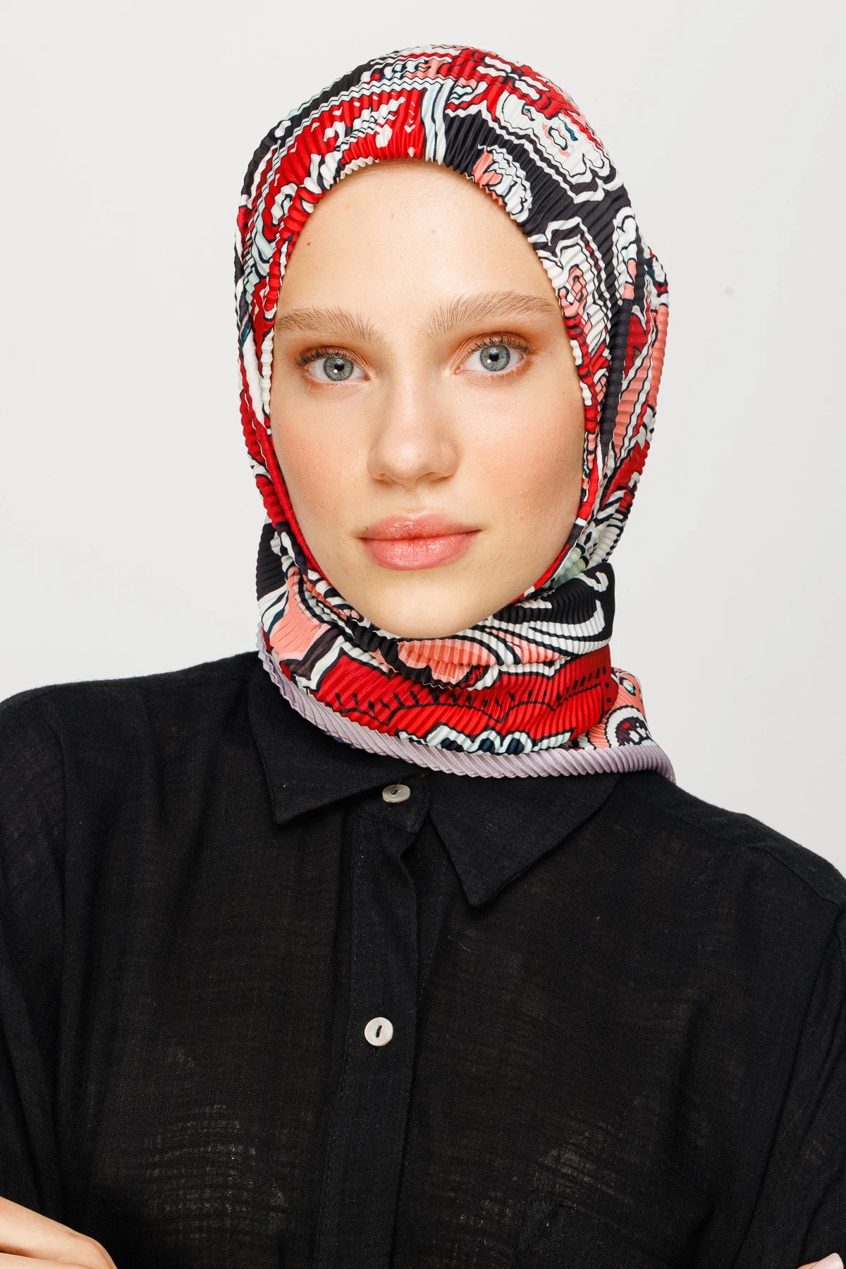 40 Pattern Pleated Scarf - Red