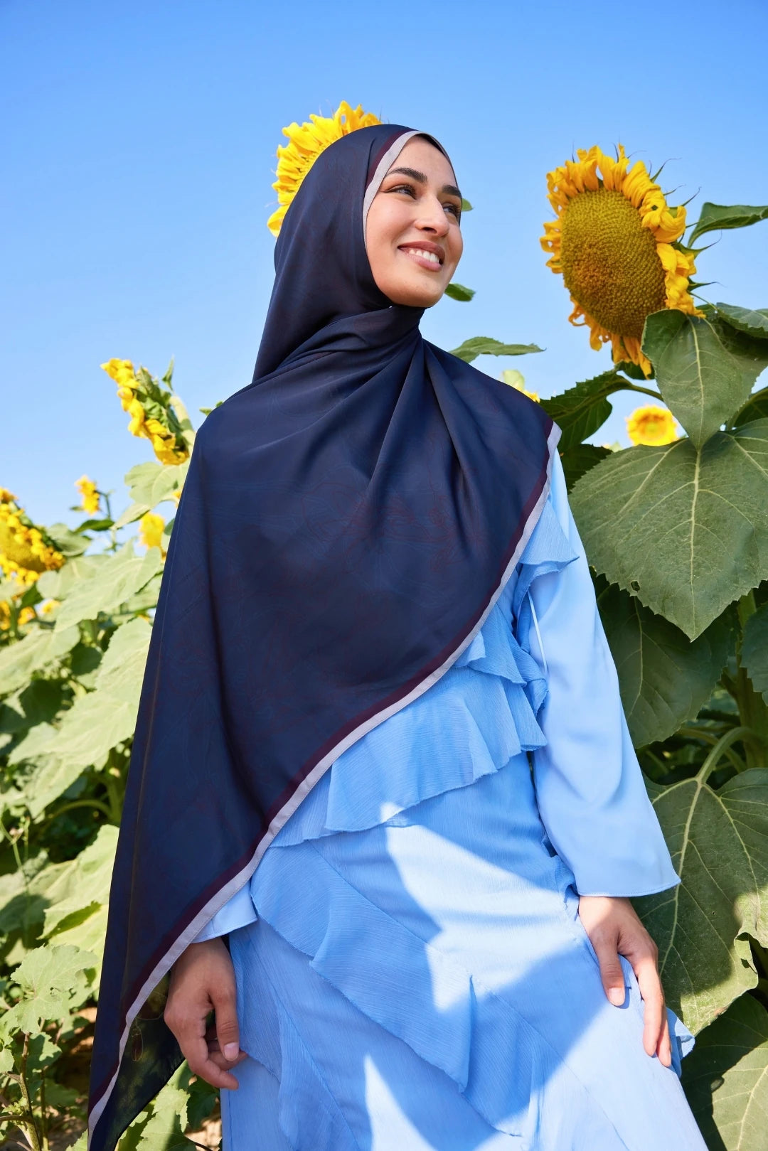 Yekta Pattern Sakura Silk Scarf - Dark Blue