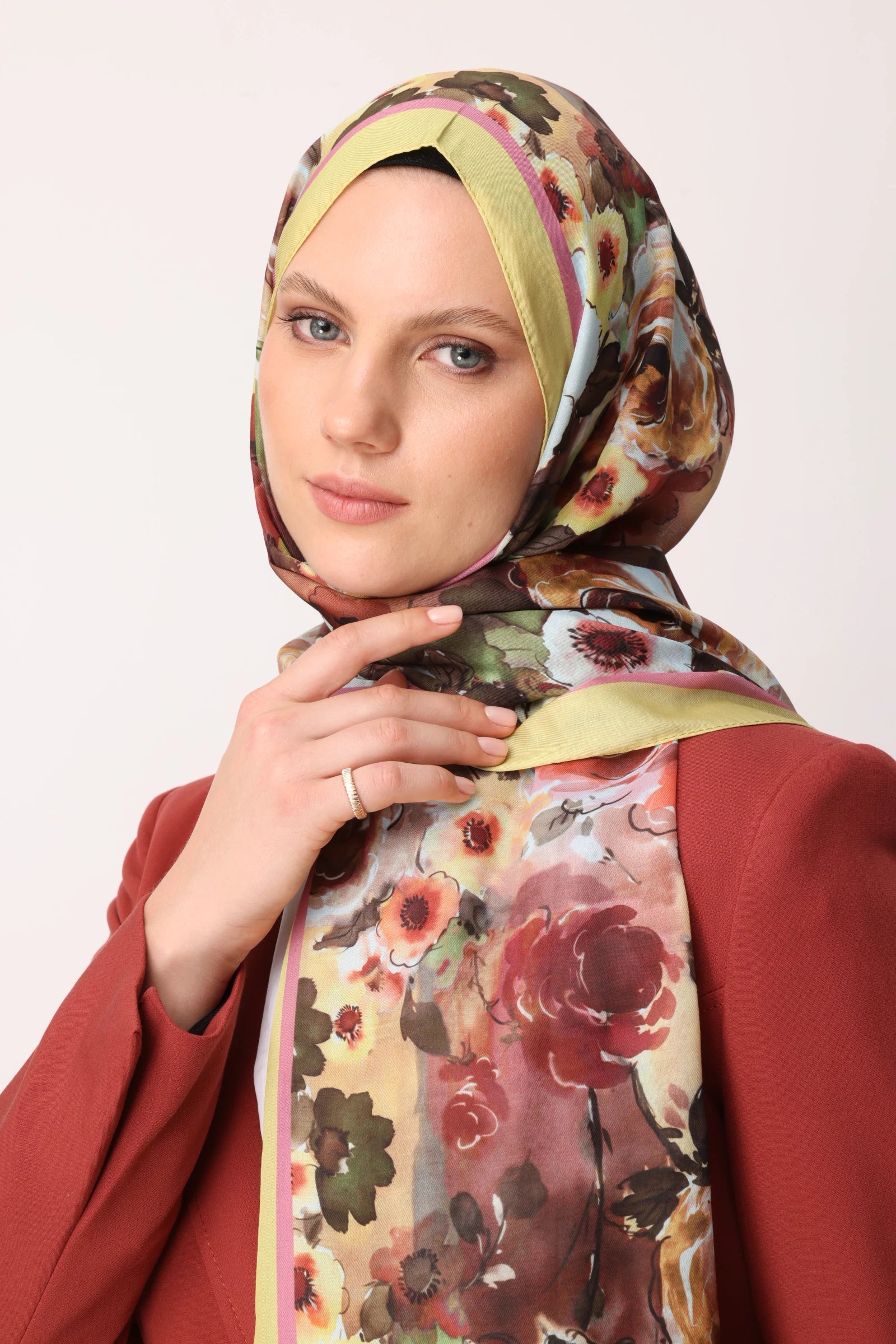 Vensel Pattern Cotton Scarf - Apricot