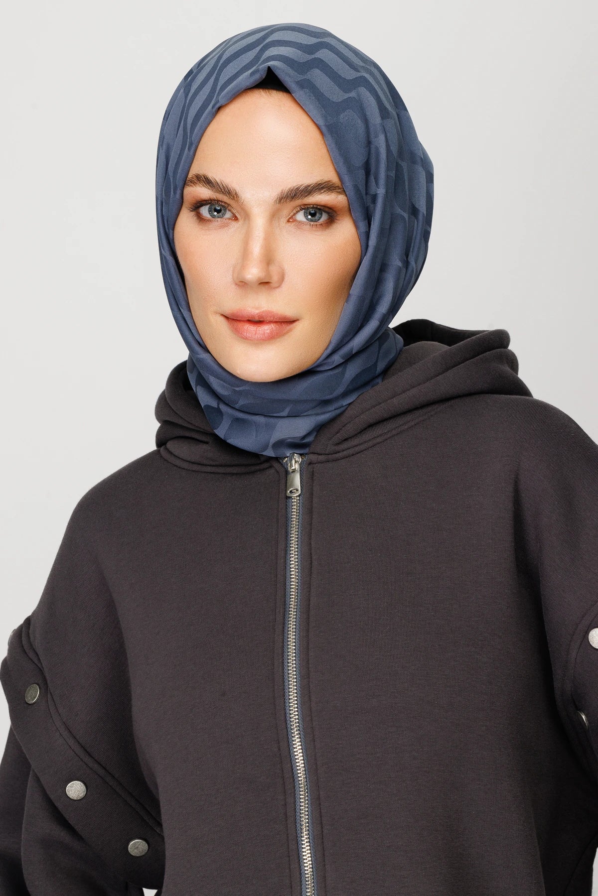 Wave Pattern Silky Jacquard Scarf - Smoked