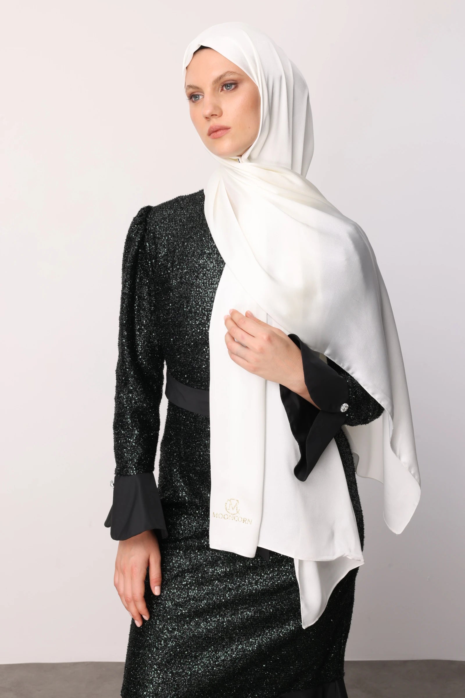 Diamond Aura Scarf - Pearl