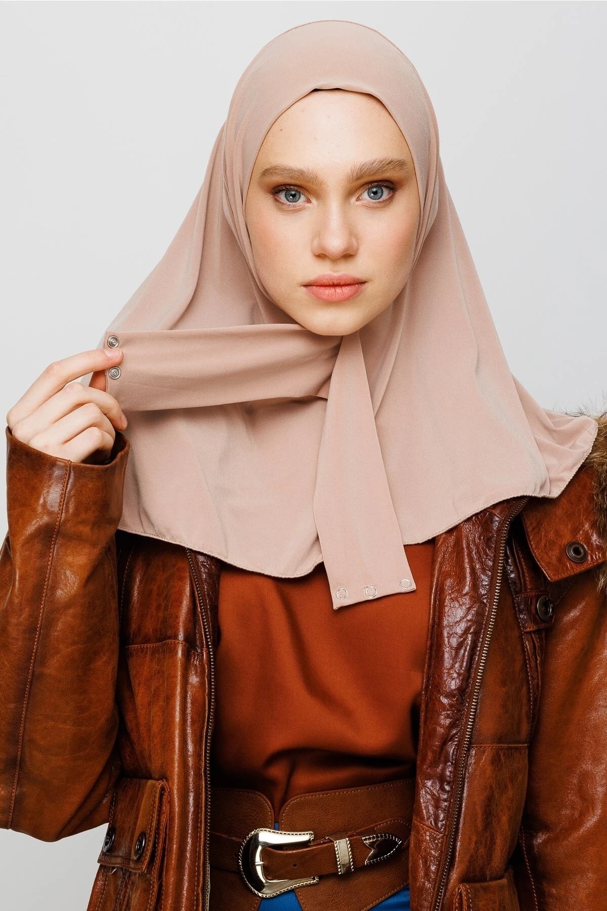 Ready-made Shawl - Nude