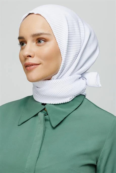 Pleated Scarf - White