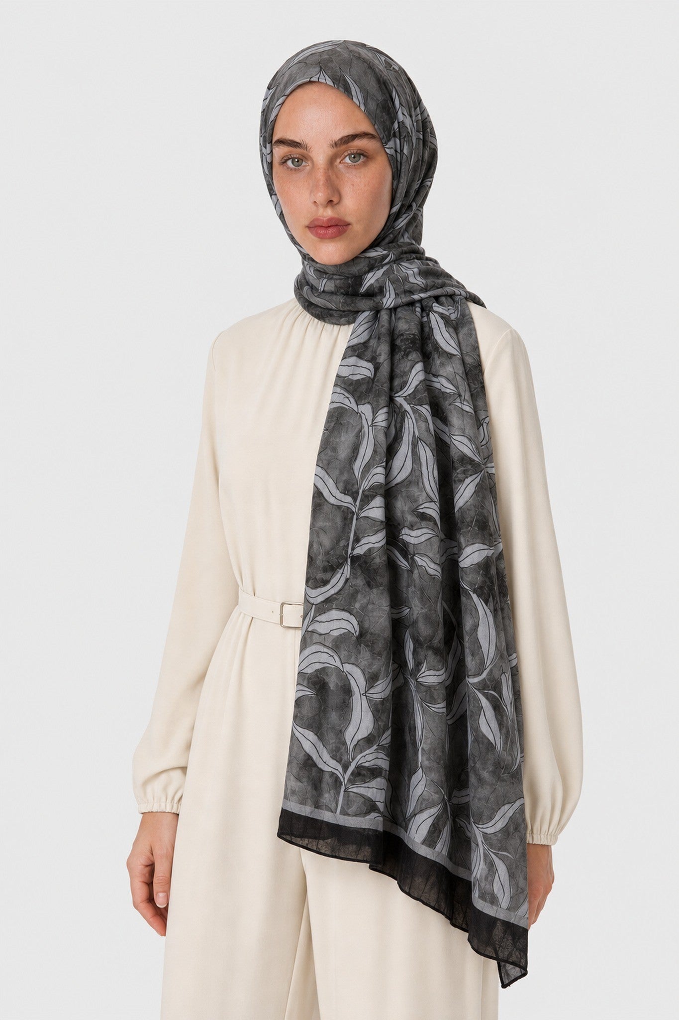 Frond Design Neo Crash Shawl - Black