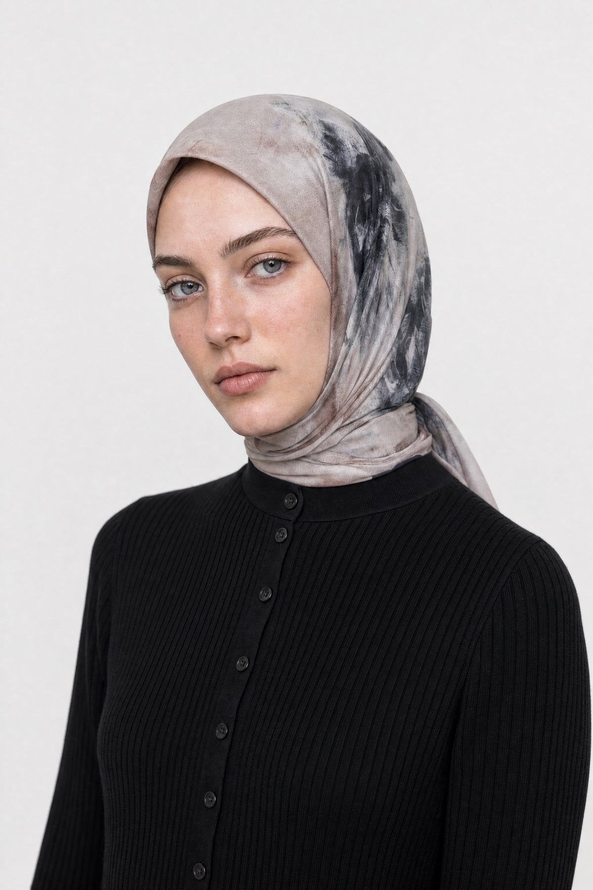 Grace Desen Organik Eşarp - Siyah
