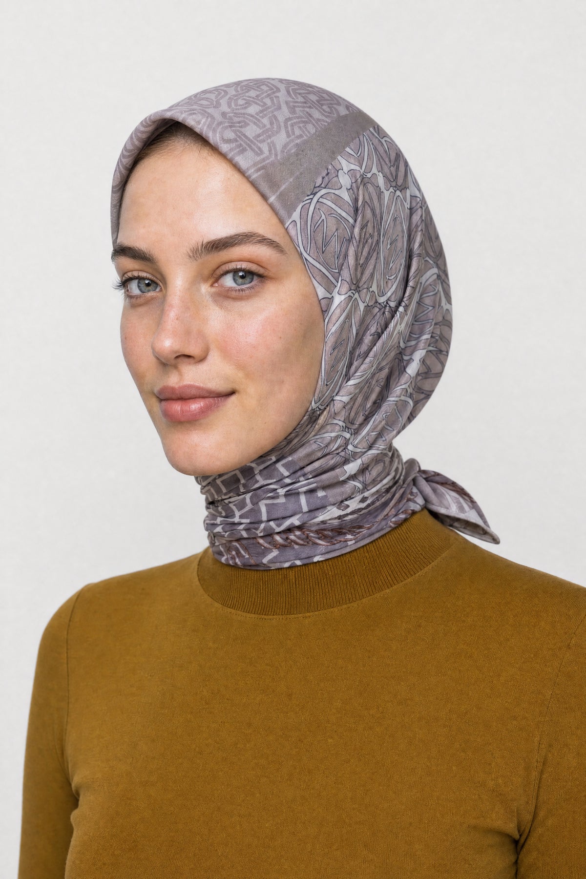 Heritage Desen Organik Eşarp - Duman