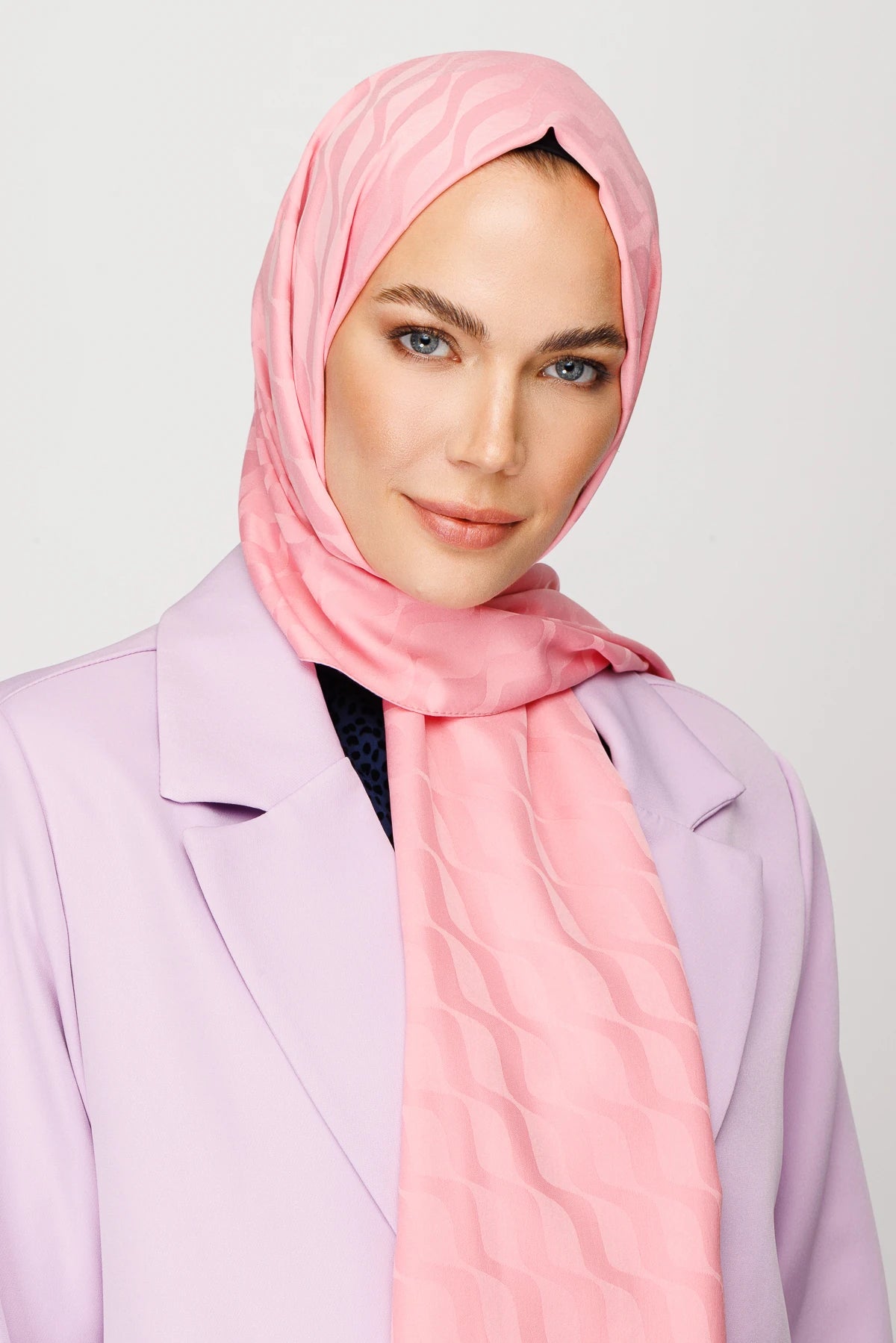 Wave Pattern Silky Jacquard Scarf - Sugar Pink