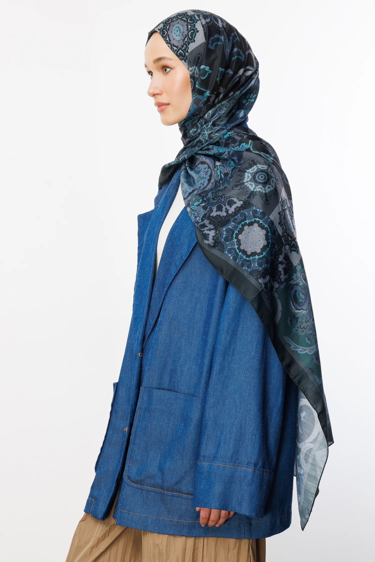 Solhar Pattern Cotton Scarf - Navy blue