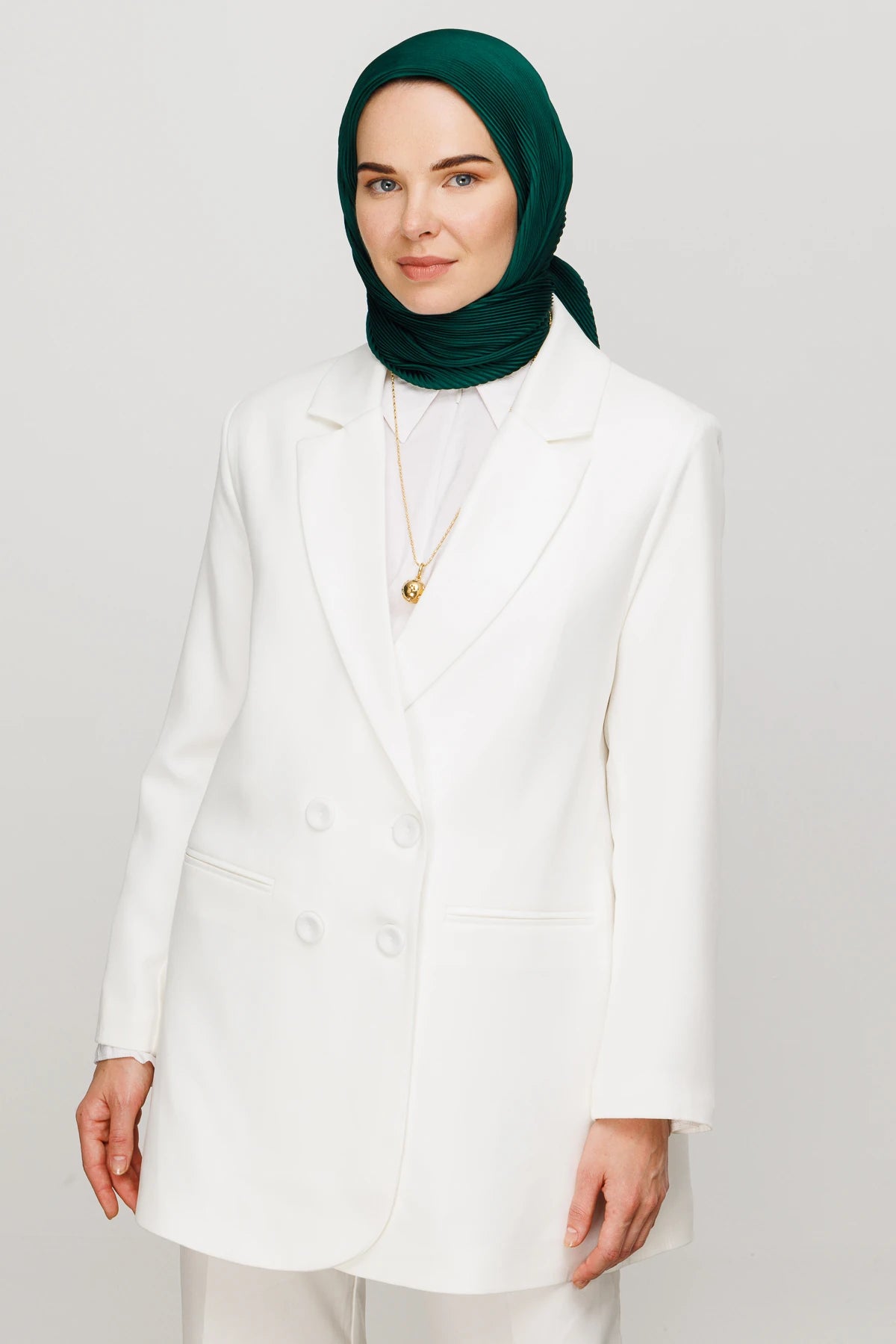 Pilise Eşarp