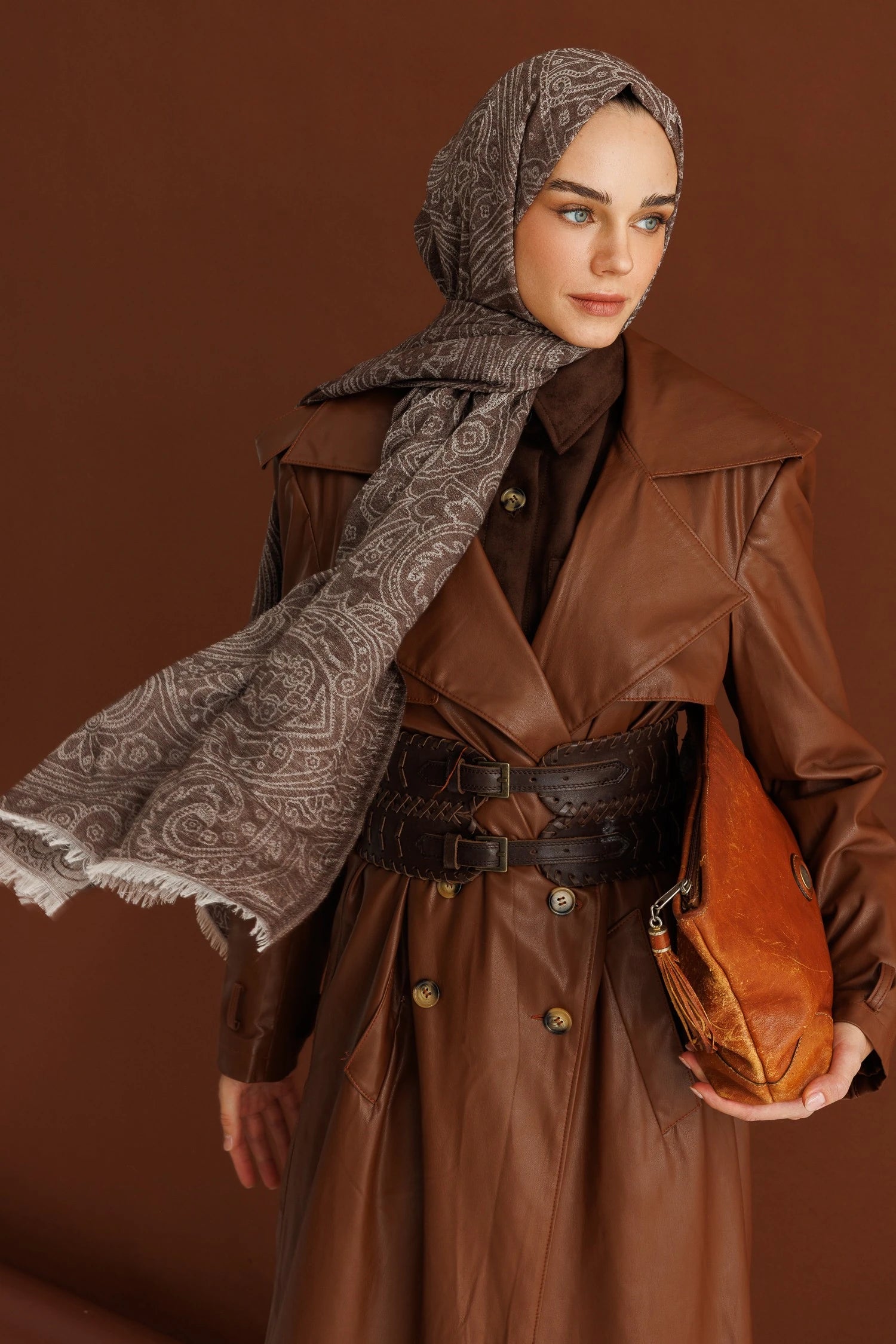 Rumi Pattern Wool Cashmere Shawl - Bitter Coffee