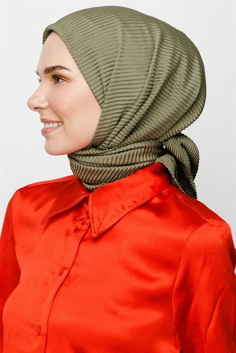 Pilise Eşarp