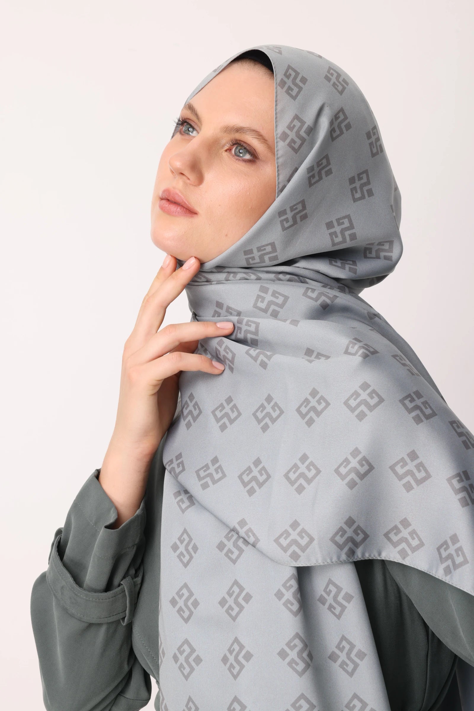 Elibelinde Pattern Sakura Silk Shawl - Beige