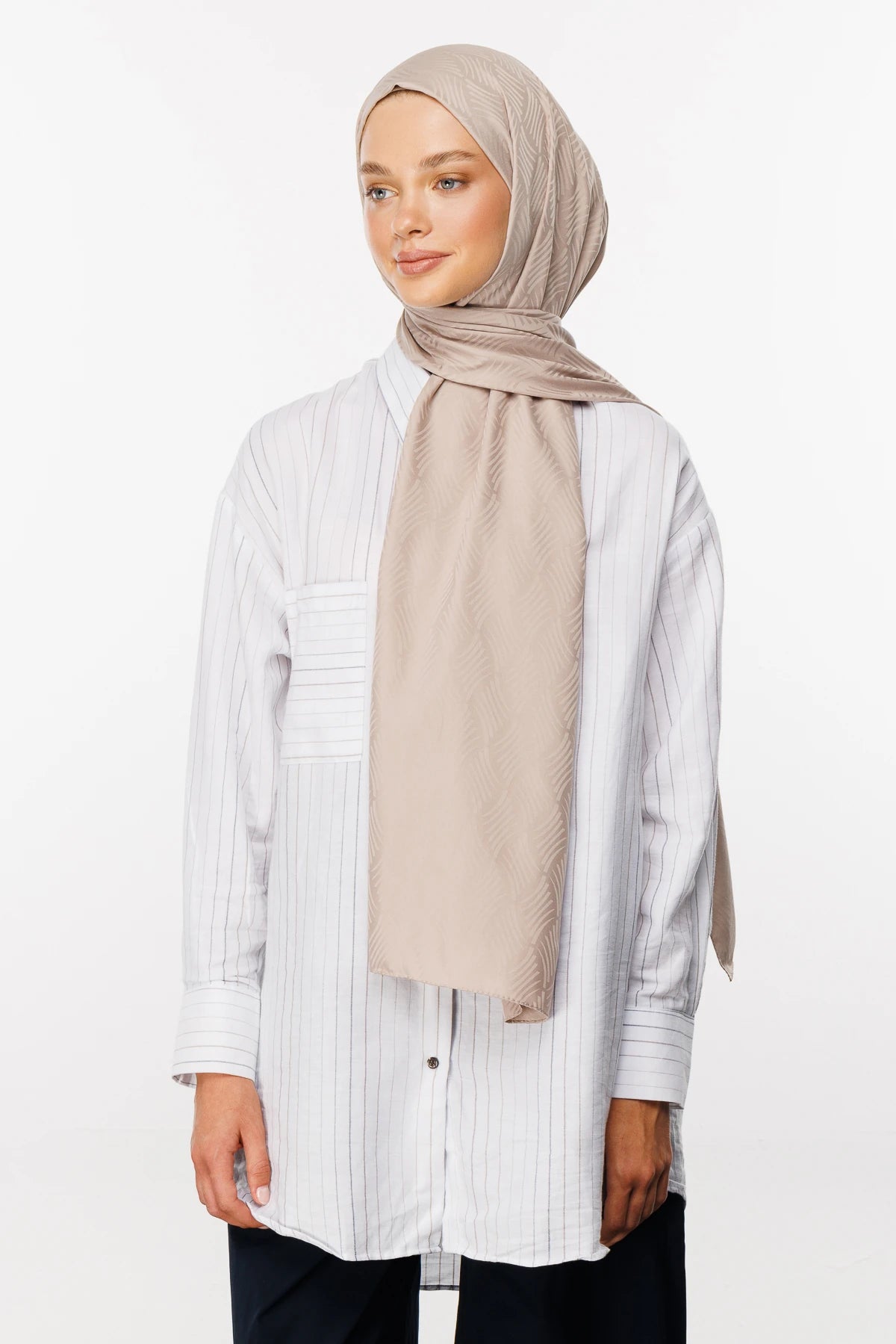 Aura Pattern Silky Jacquard Scarf - Beige