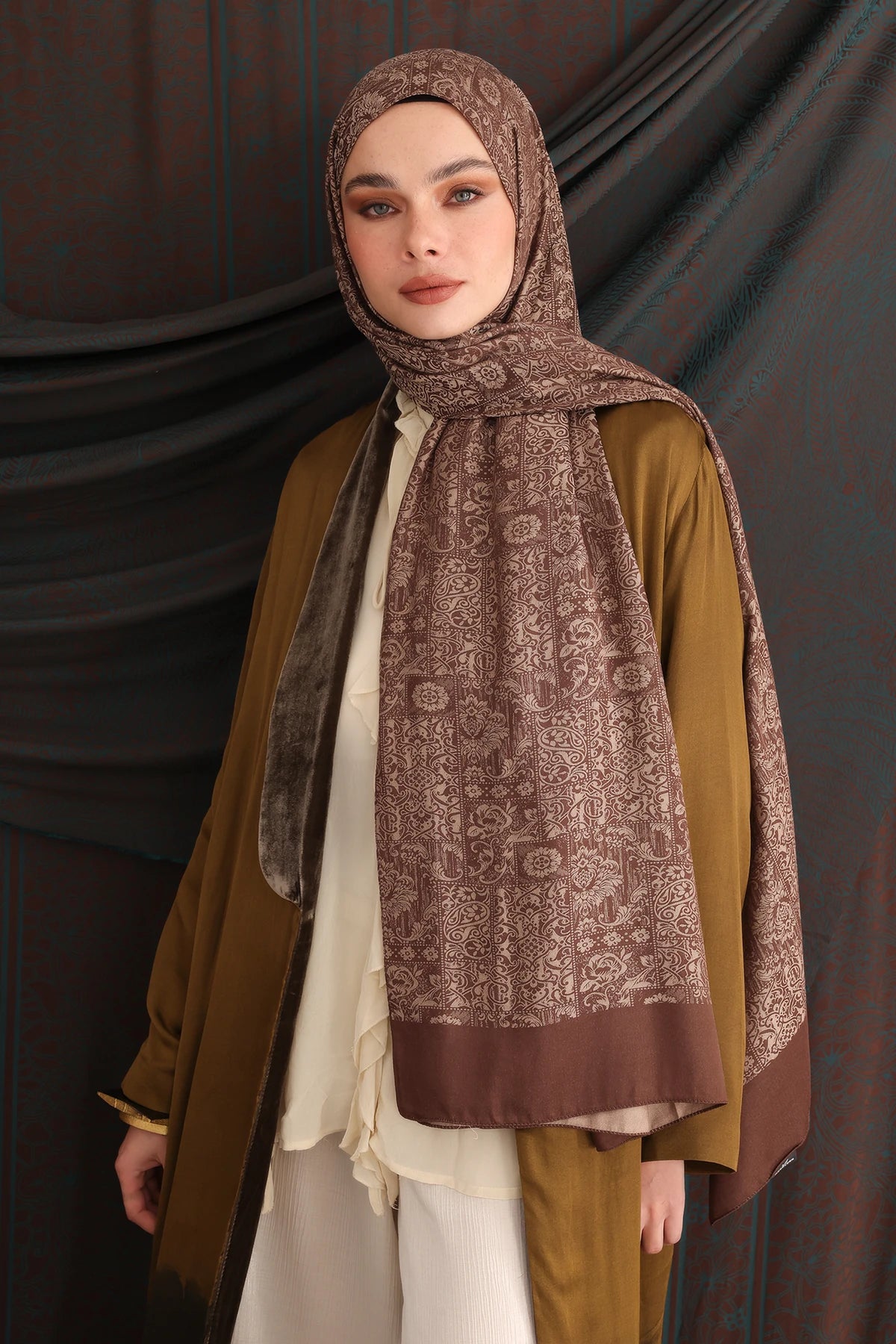 Henna Pattern Double-Sided Scarf - Bitter Coffee-Beige