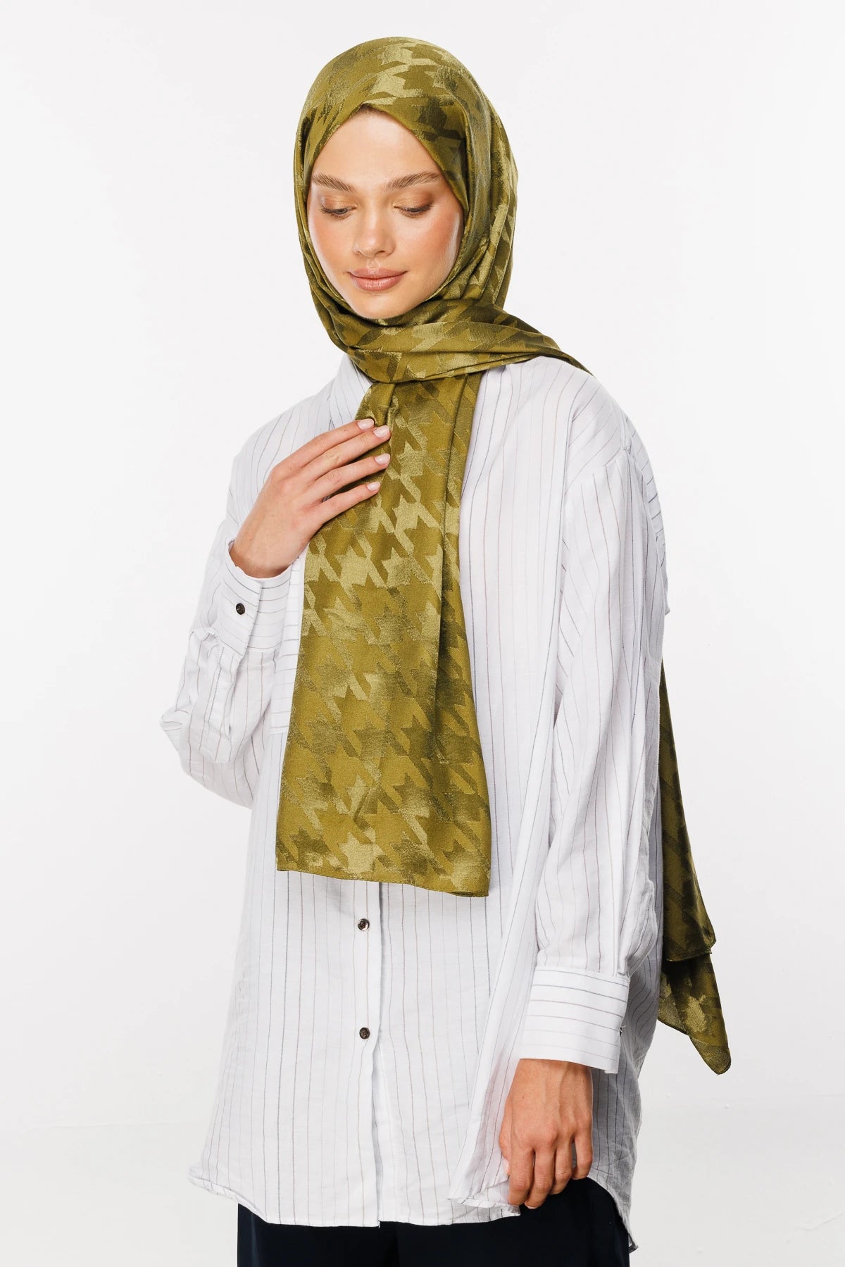 Kazayağı Desen Parlak Jakar Şal