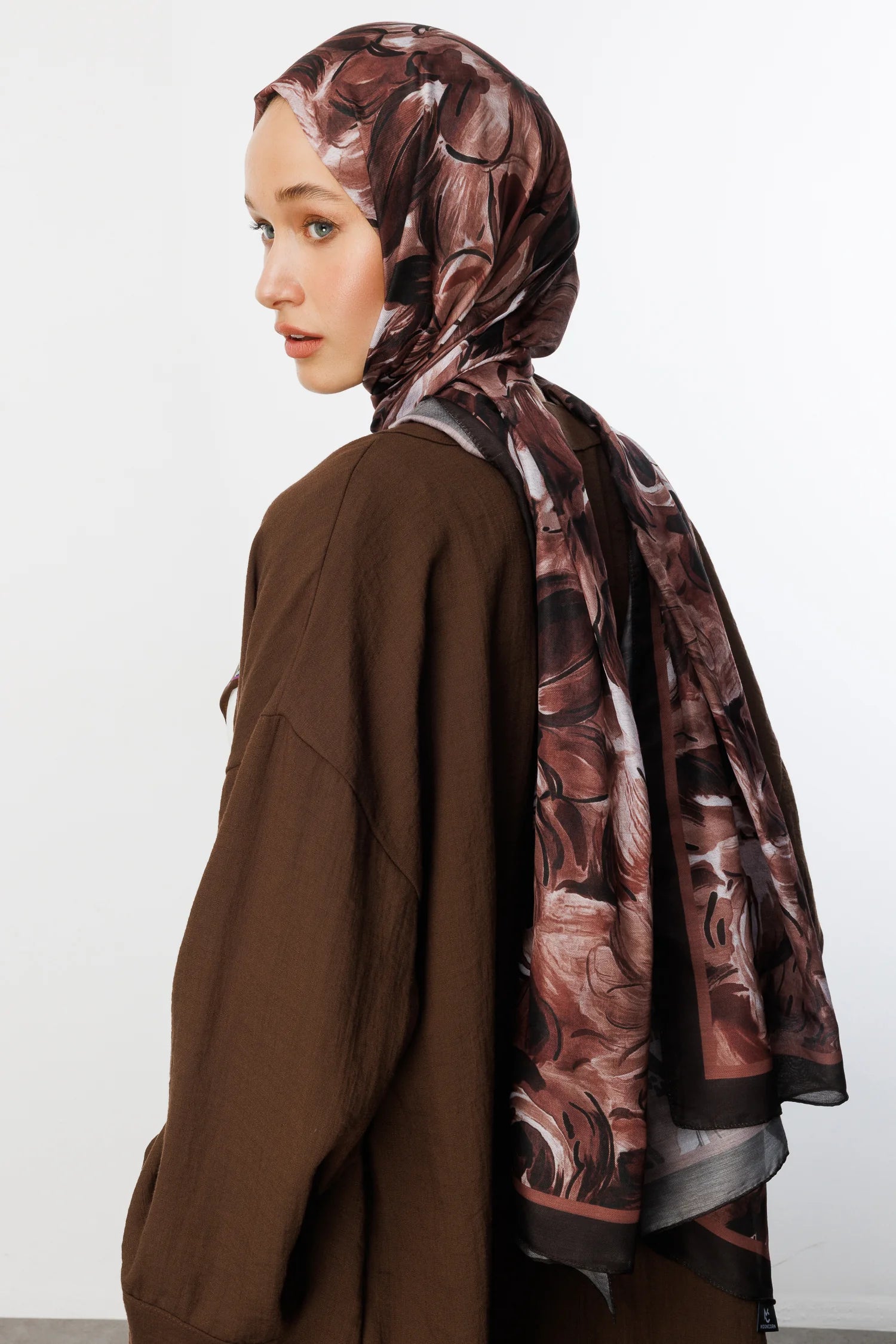 Rossel Pattern Cotton Scarf - Brown