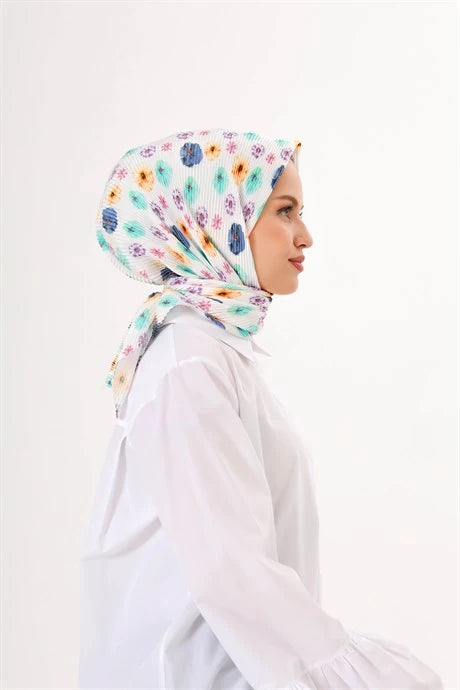 Efsun Pattern Pleated Scarf - Aqua Green