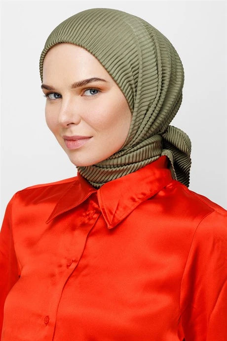 Pilise Eşarp