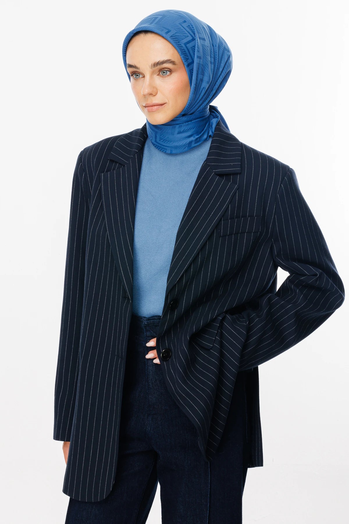 Viora Pattern Silky Jacquard Scarf - Indigo