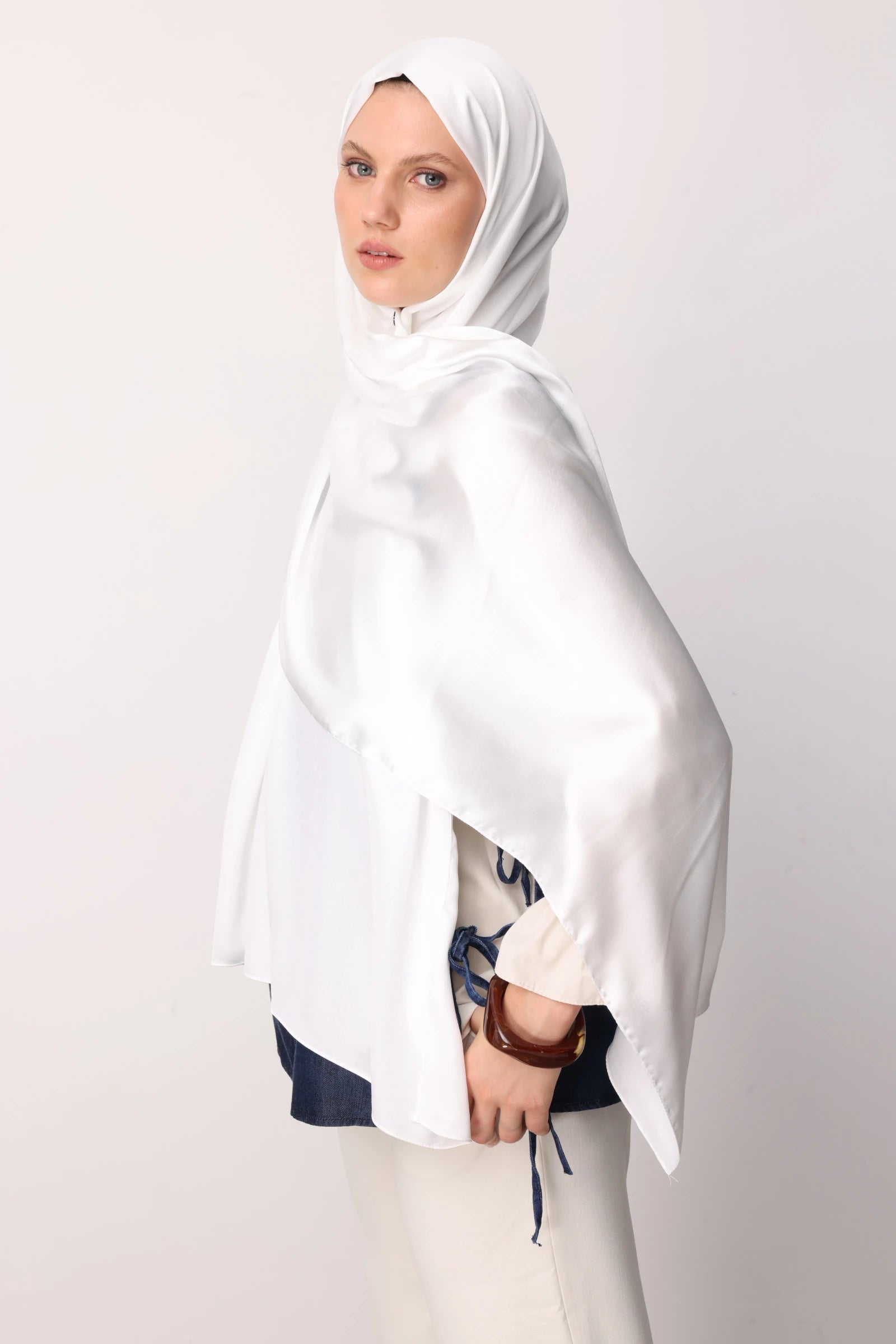 Diamond Aura Scarf - Ecru