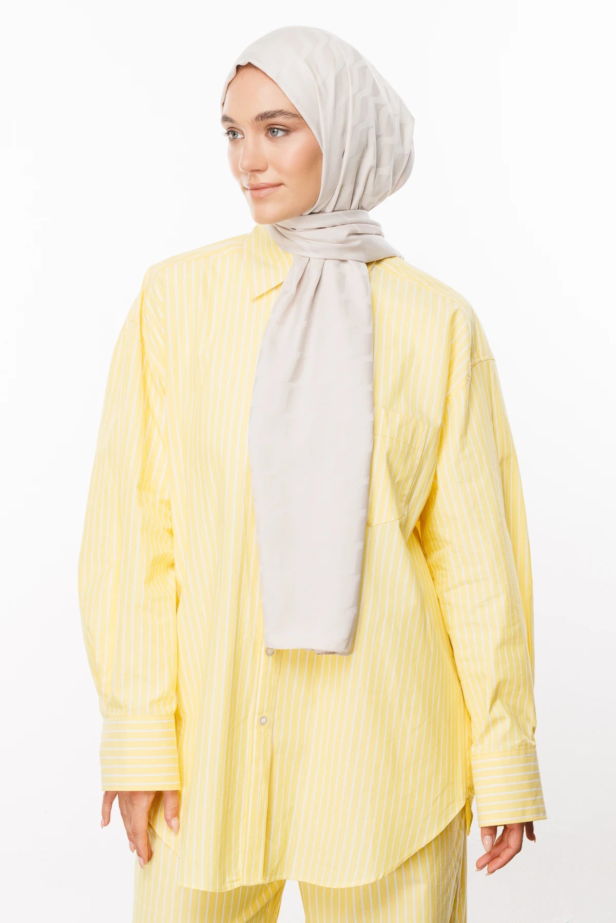 Wave Pattern Silky Jacquard Scarf - Stone Color