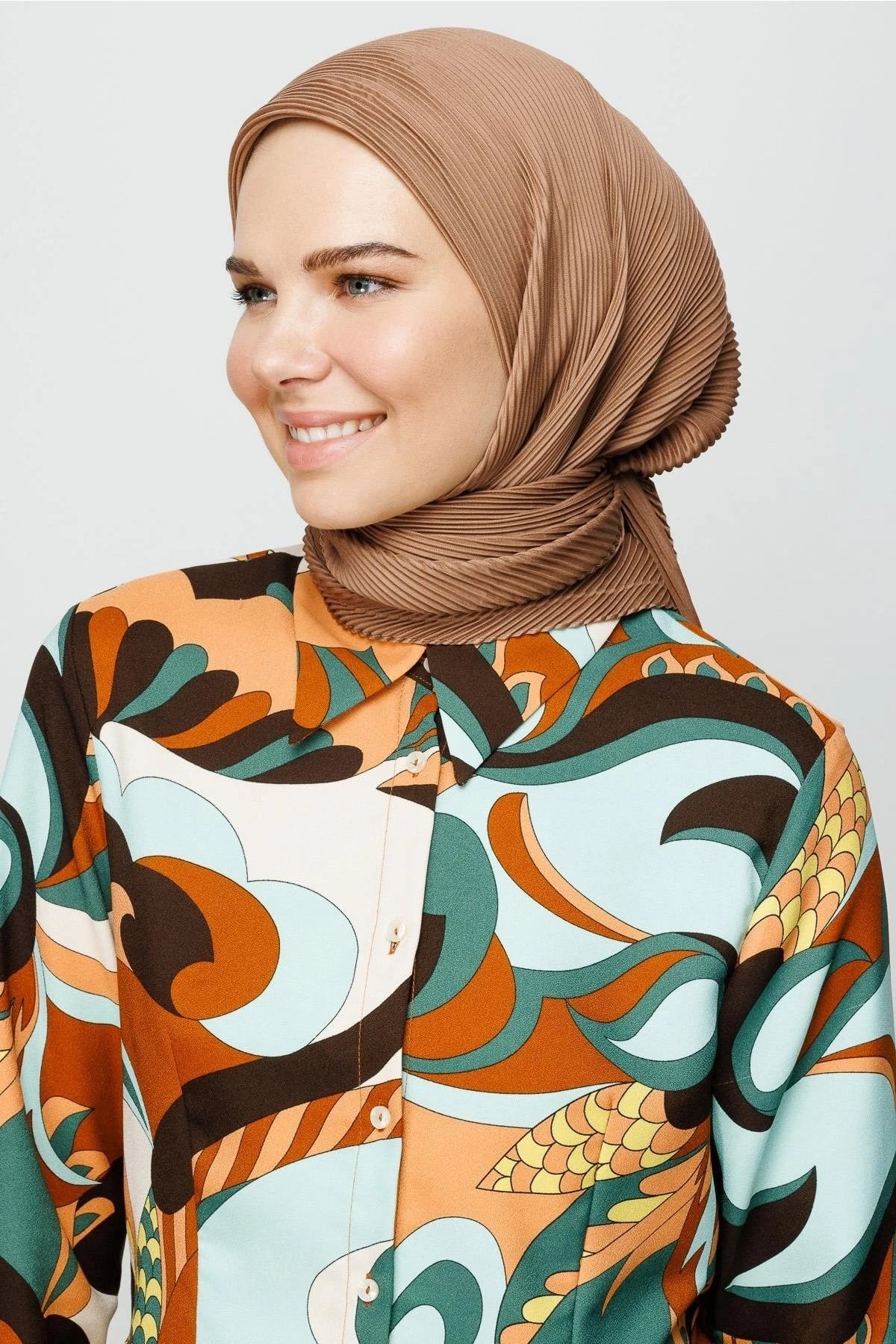 Pleated Scarf - Ebony