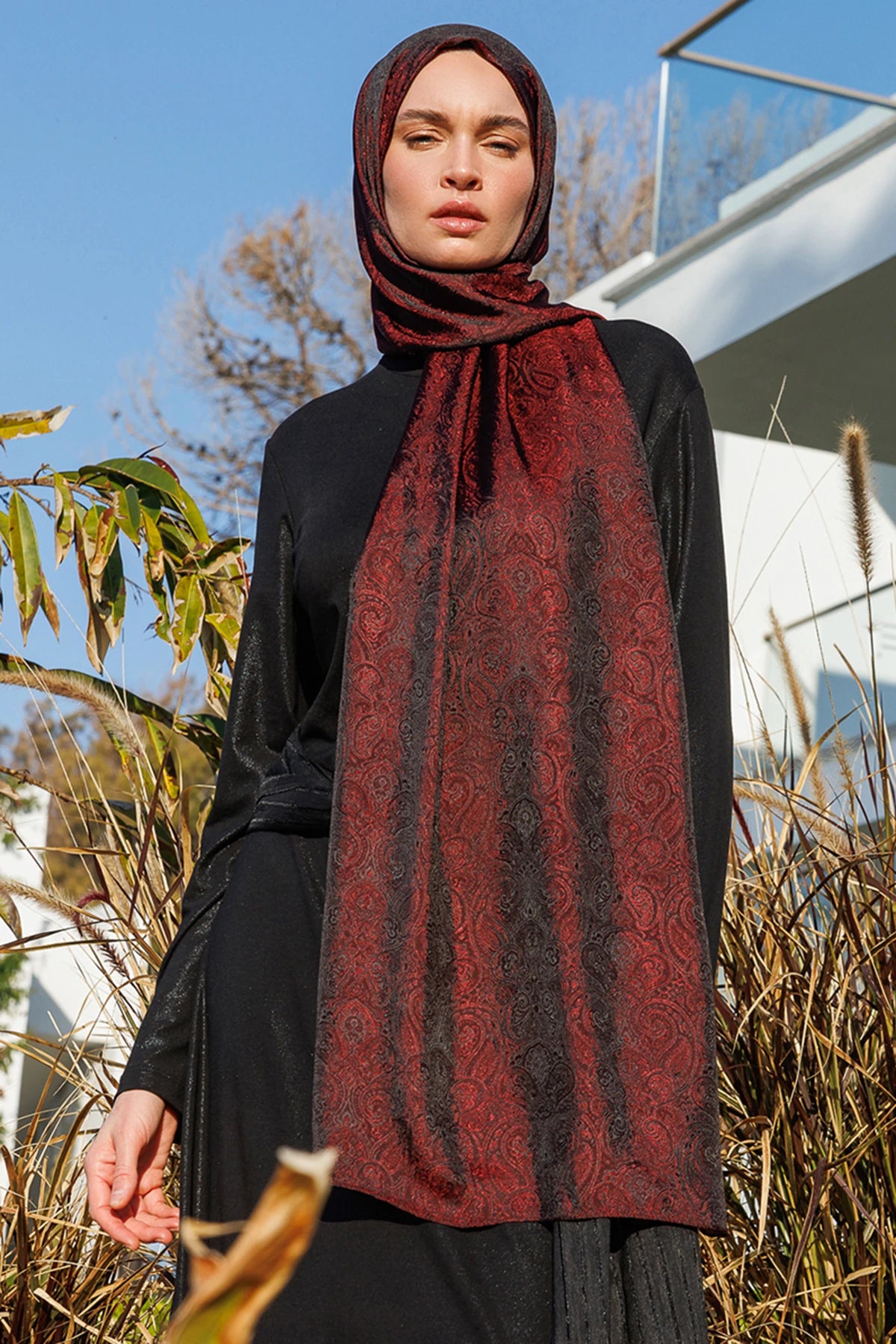Moren Pattern Shine Line Scarf - Black-Burgundy