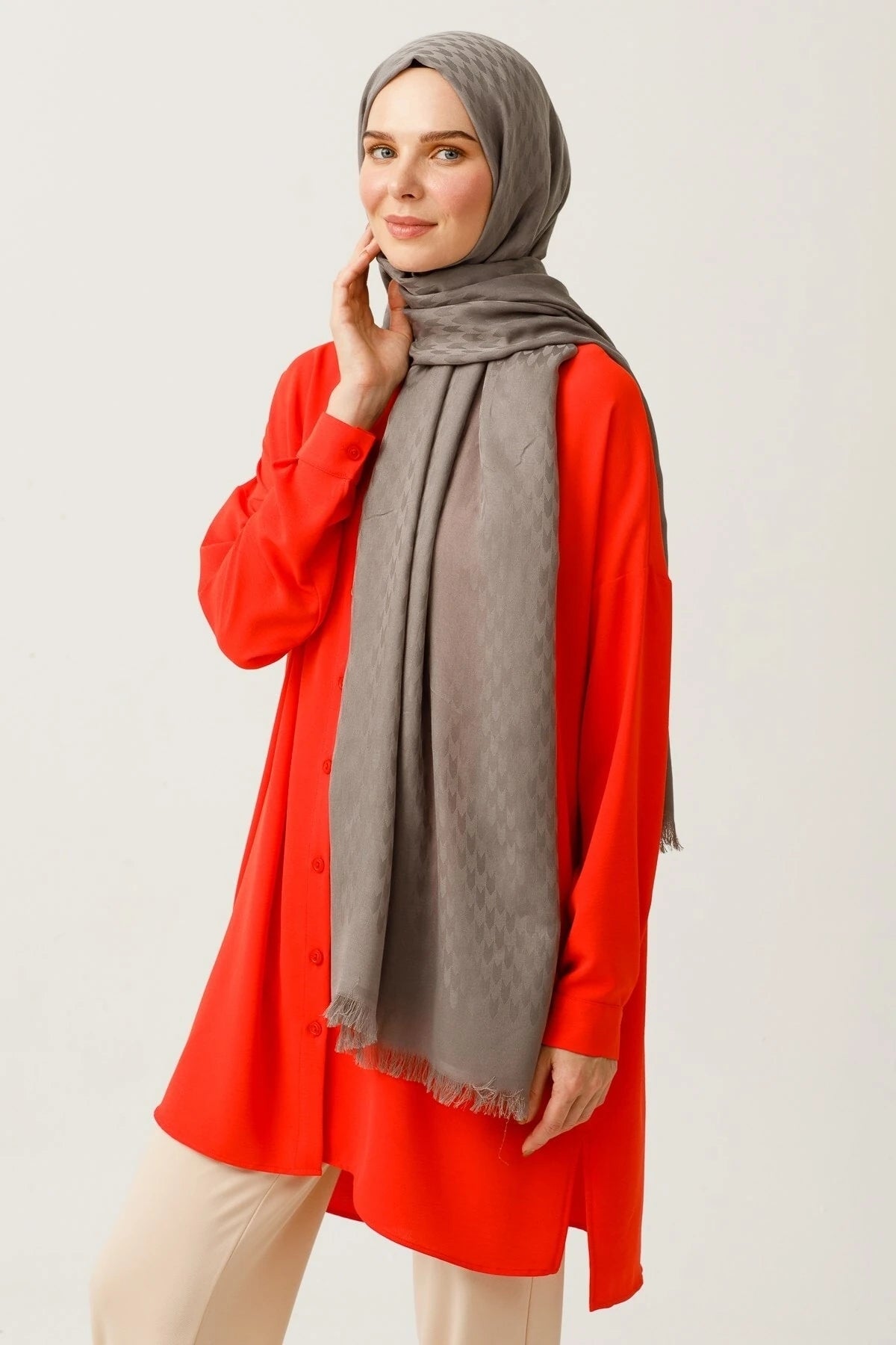 Swallow Pattern Cotton Jacquard Shawl - Anthracite