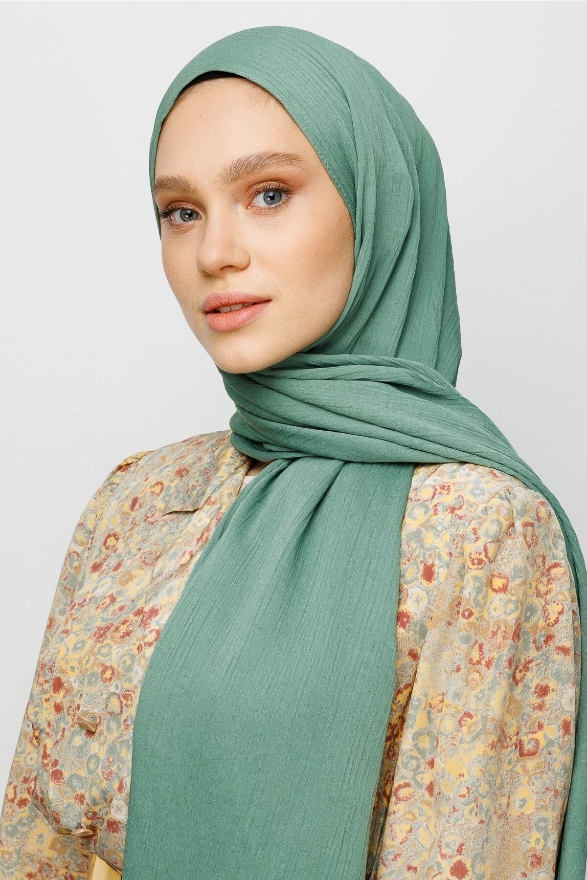 Crinkle Medina Silk Shawl - Mold Green