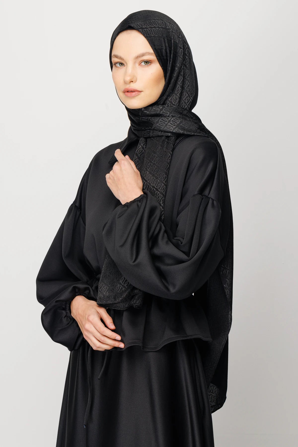 Forever Pattern Shiny Jacquard Scarf - Black