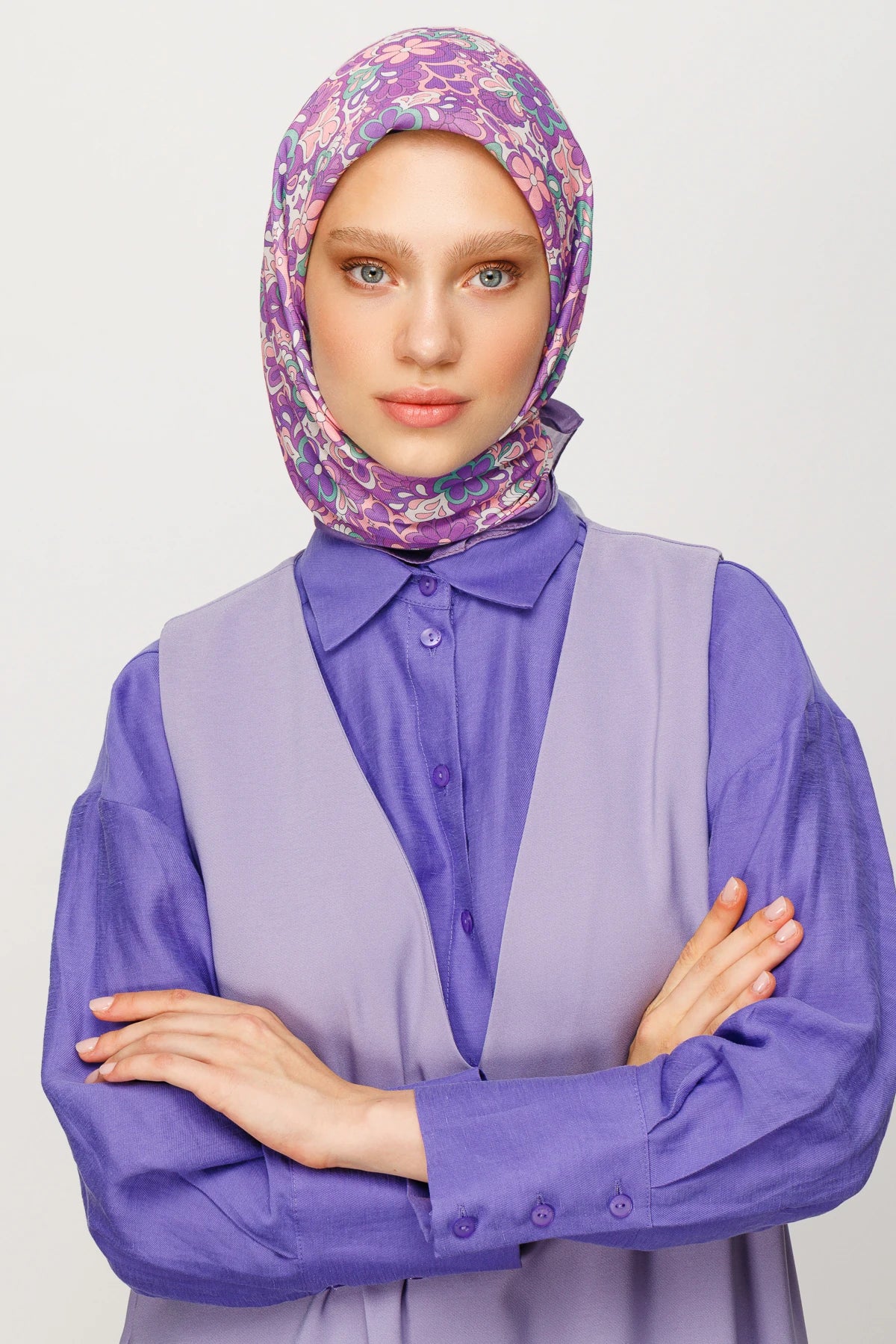 Daisy Pattern Digital Soft Scarf - Lilac