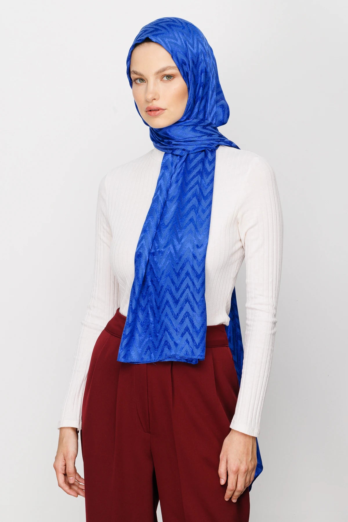 Zigzag Pattern Shiny Jacquard Scarf - Saks Blue