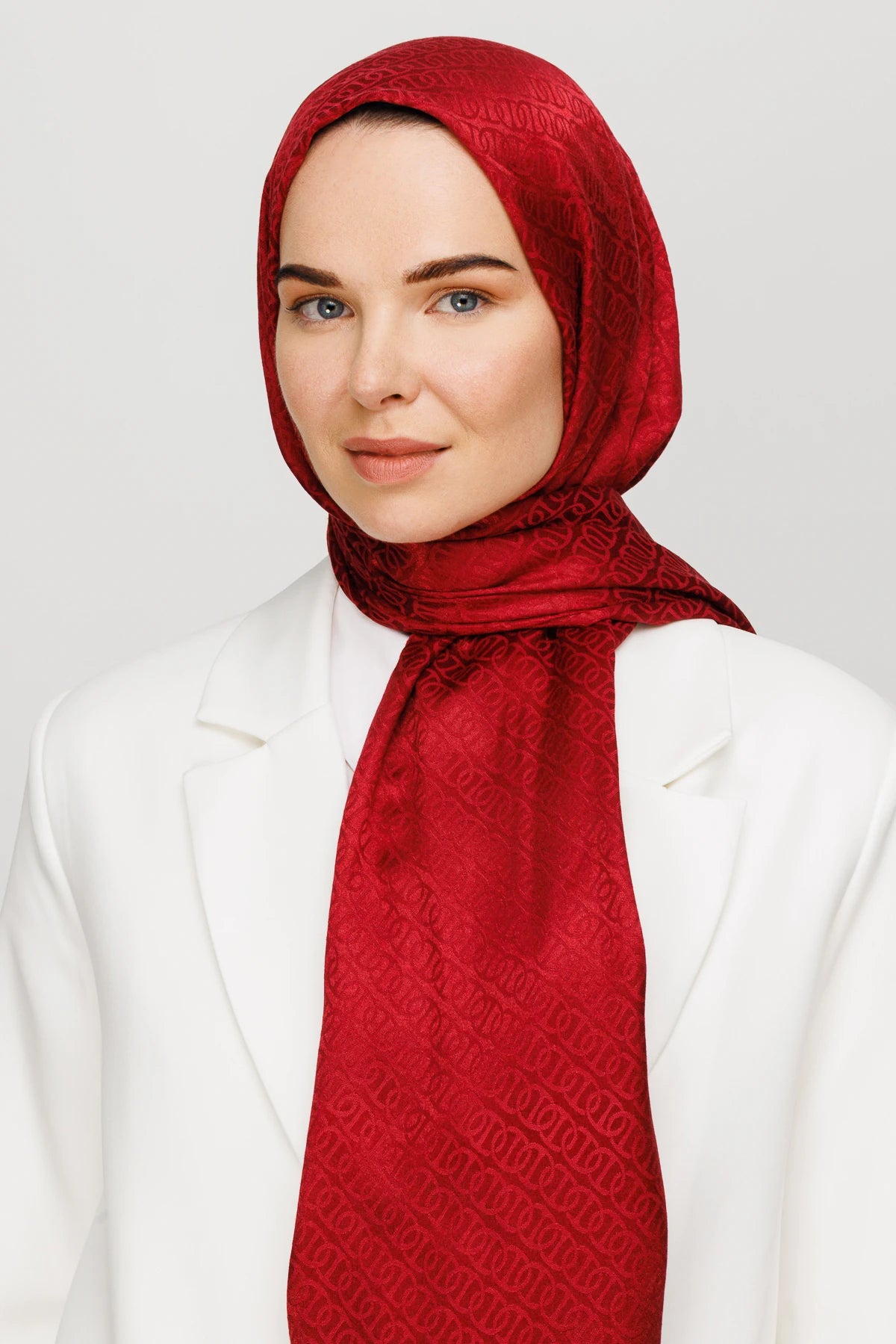Forever Desen Parlak Jakar Şal